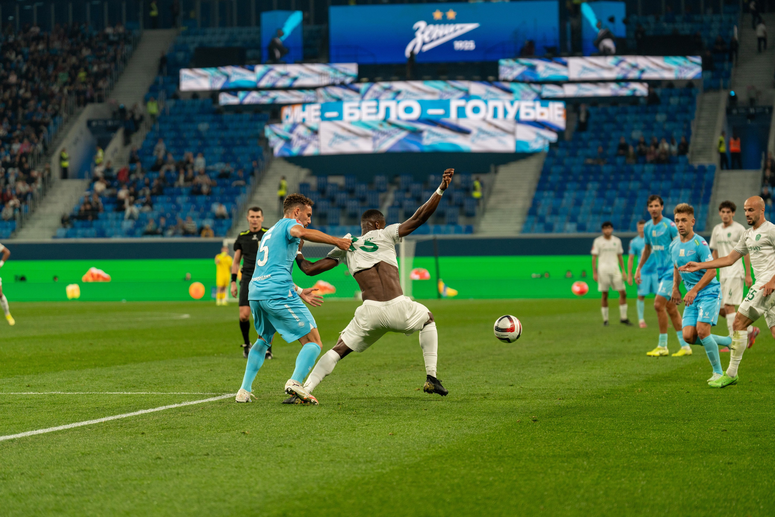 Игровой момент матча Зенит – Ахмат, спортивный фотограф Санкт-Петербург