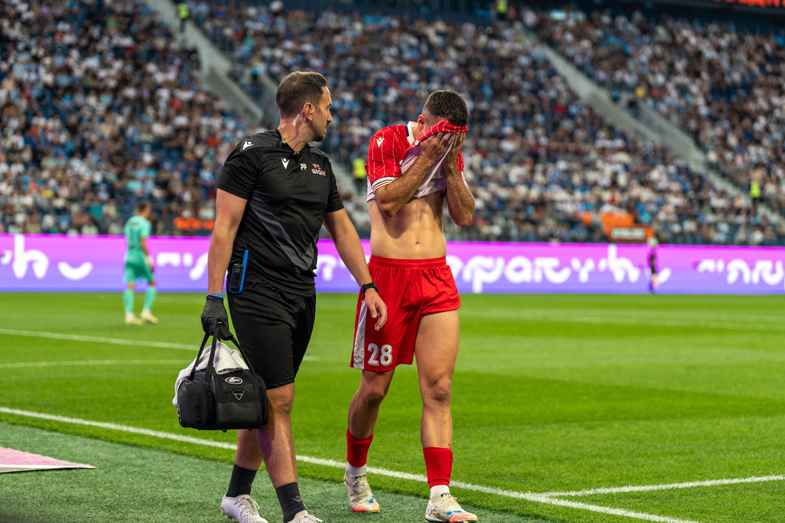 Спортивный фотограф Санкт-Петербург запечатлел матч Зенит—Сьон