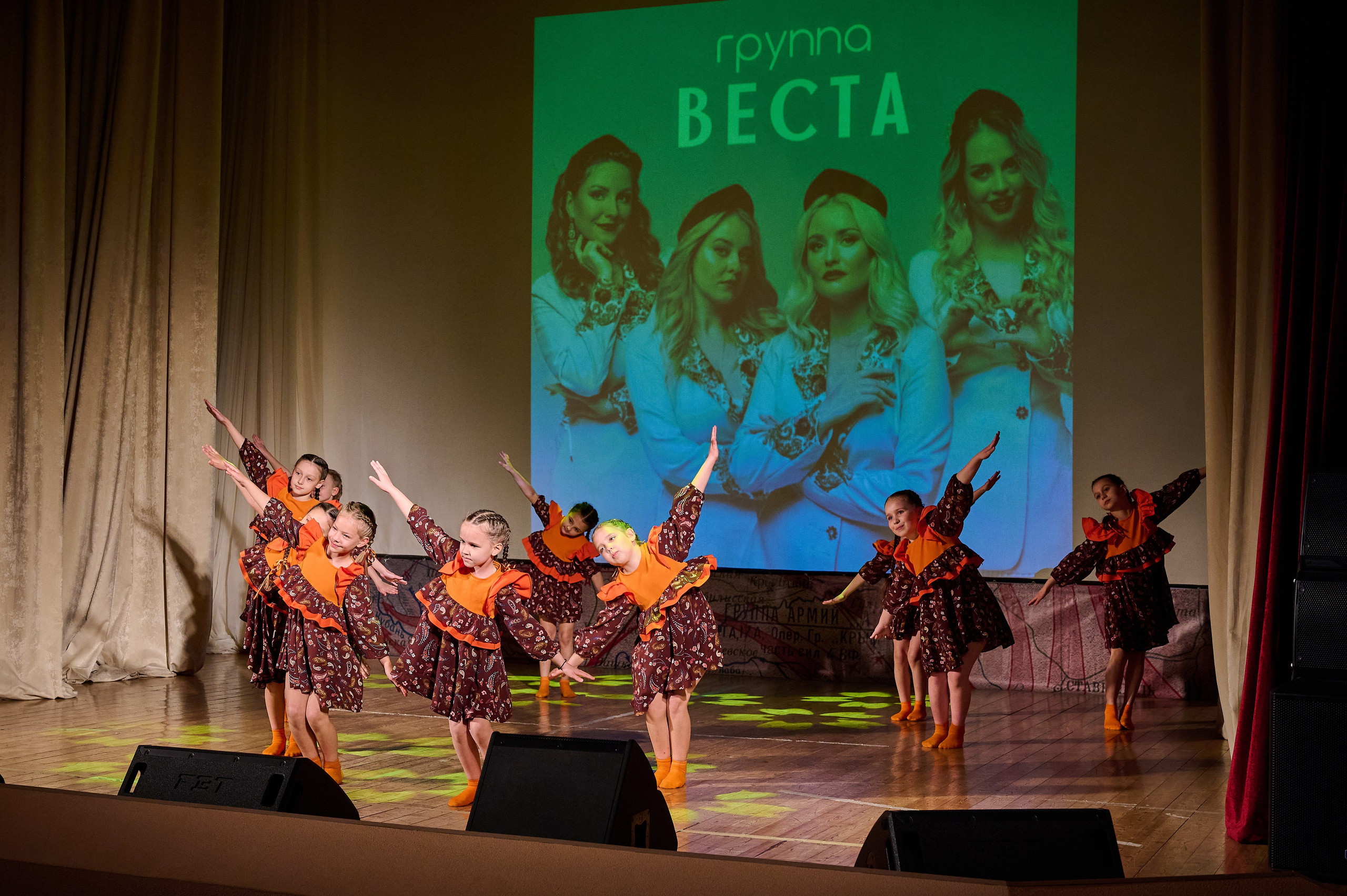 Веста в Кабардинке. Жизнь курорта Кабардинка в фотографиях