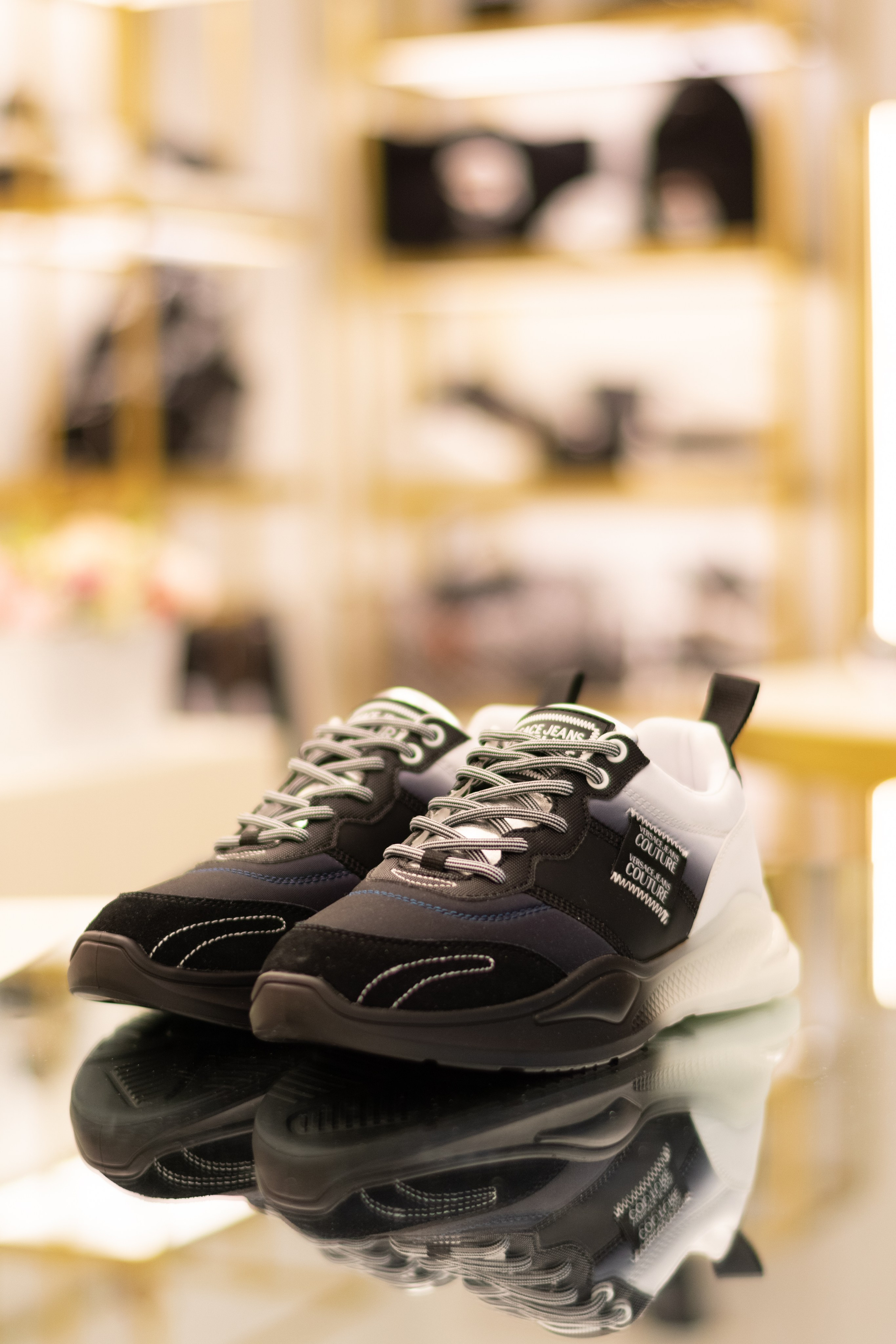 Для организаций. Предметная фотосессия для обувного магазина Capsula. Фотограф/видеограф Богдан Голованов