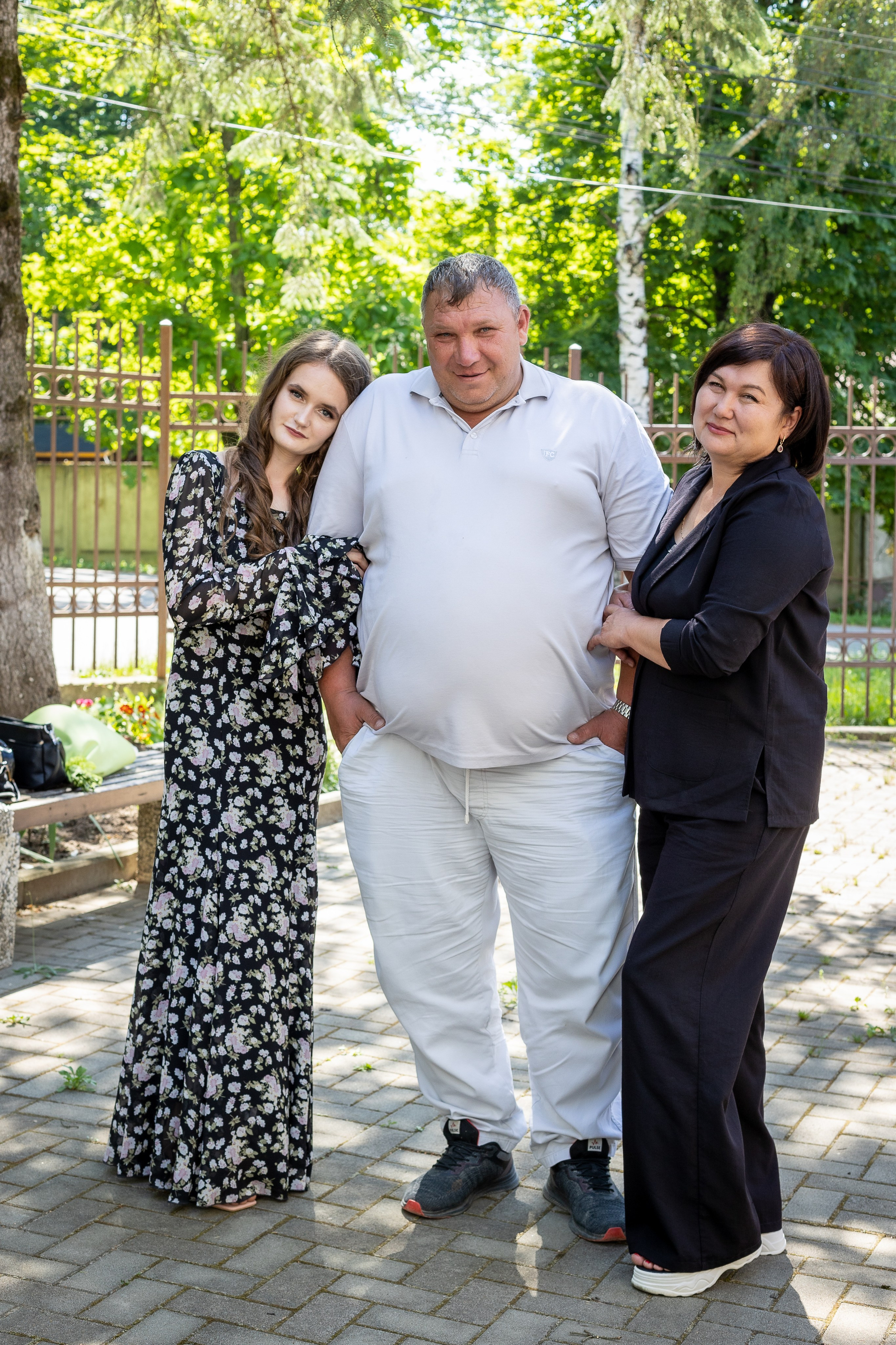 Вручение аттестата 2025. Выпускные альбомы Майкоп, Краснодар Елена Золотарева