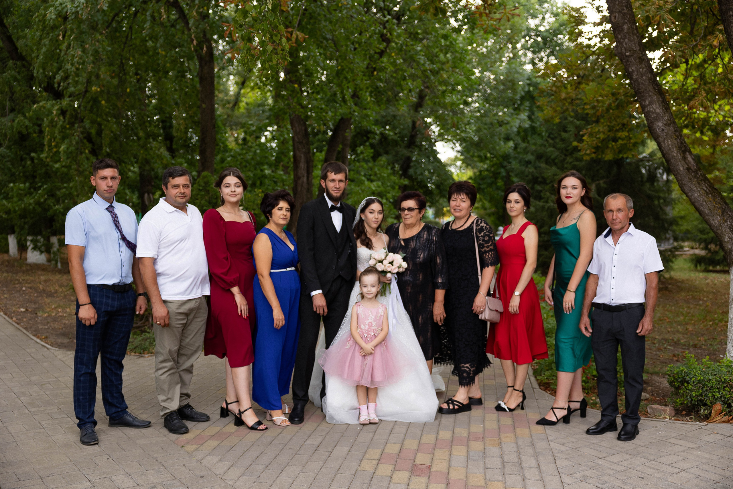 Милана и. Видеосьемка, фотосьемка свадеб, юбилеев, утренников в Краснодарском кр