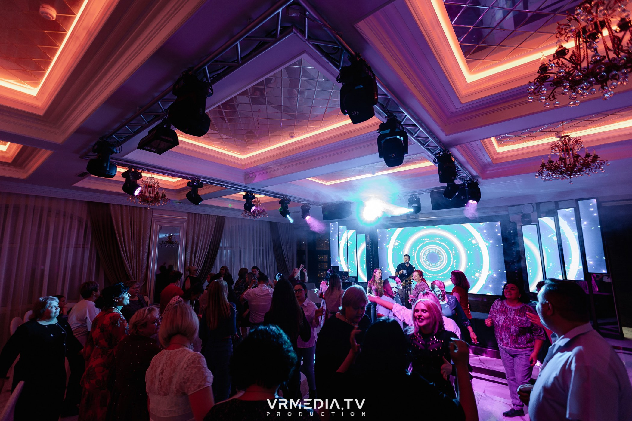 Выходные в ресторане «Лазурный берег»