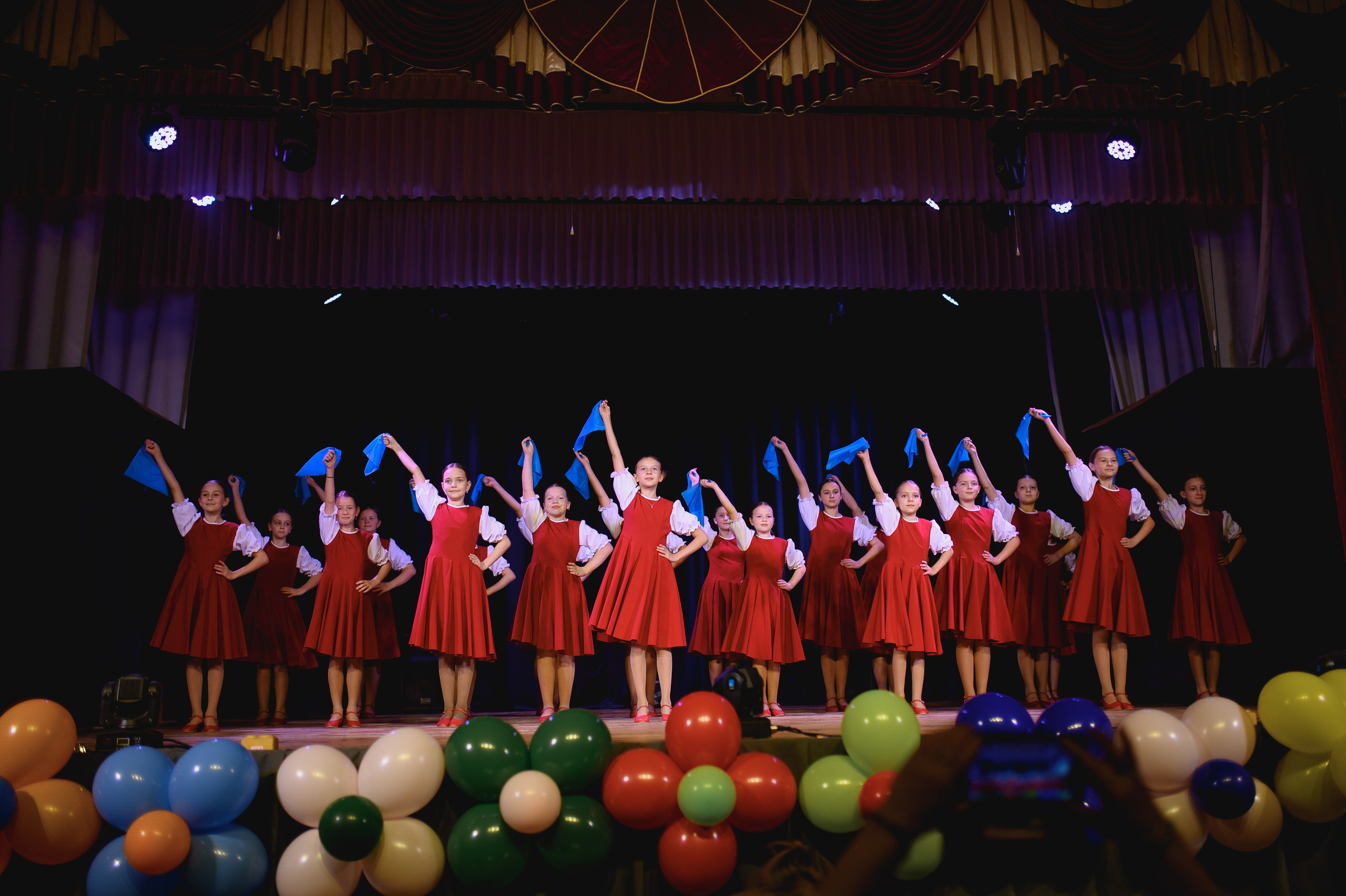 Концерт от 28.11.2025. Березанский КДЦ. День матери. Фотограф Котова Валентина