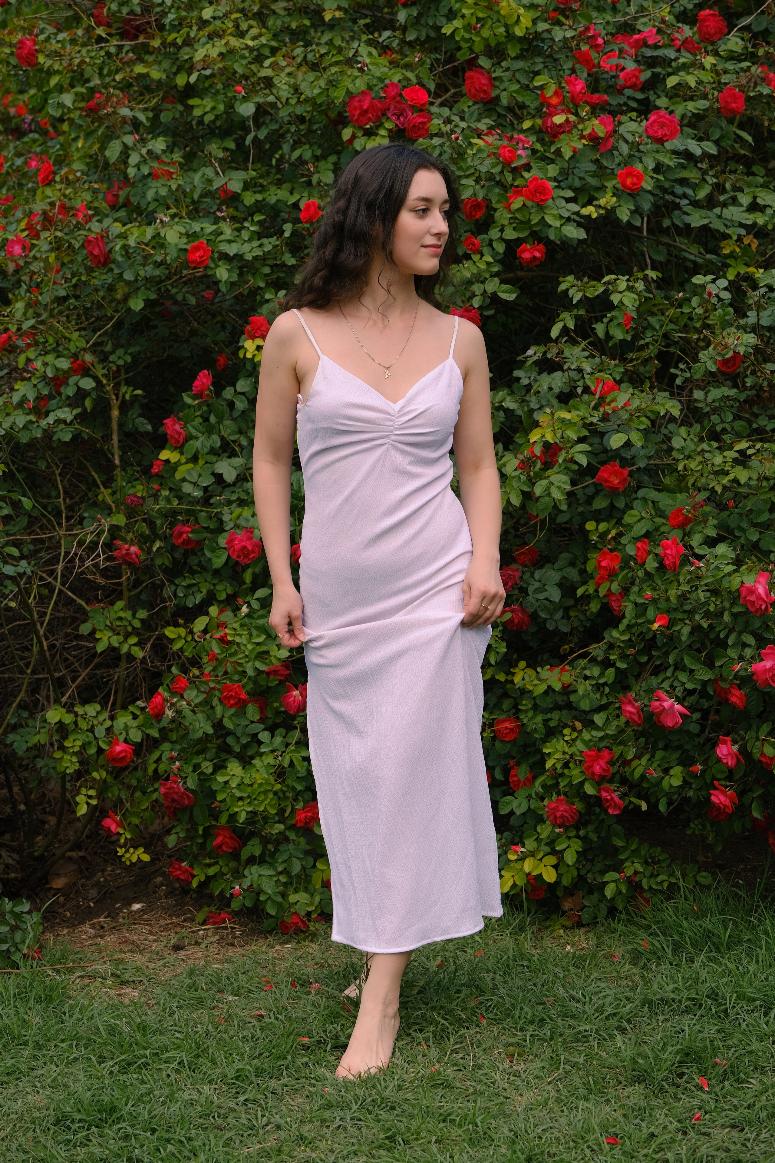 Фотосессия в садах: Персик, лаванда, мак, виноград, подсолнух, ромашка, сирень и др. Профессиональная фотосъемка в Крыму. Натуральные эмоции и живые кадры. Забронируйте дату прямо сейчас!