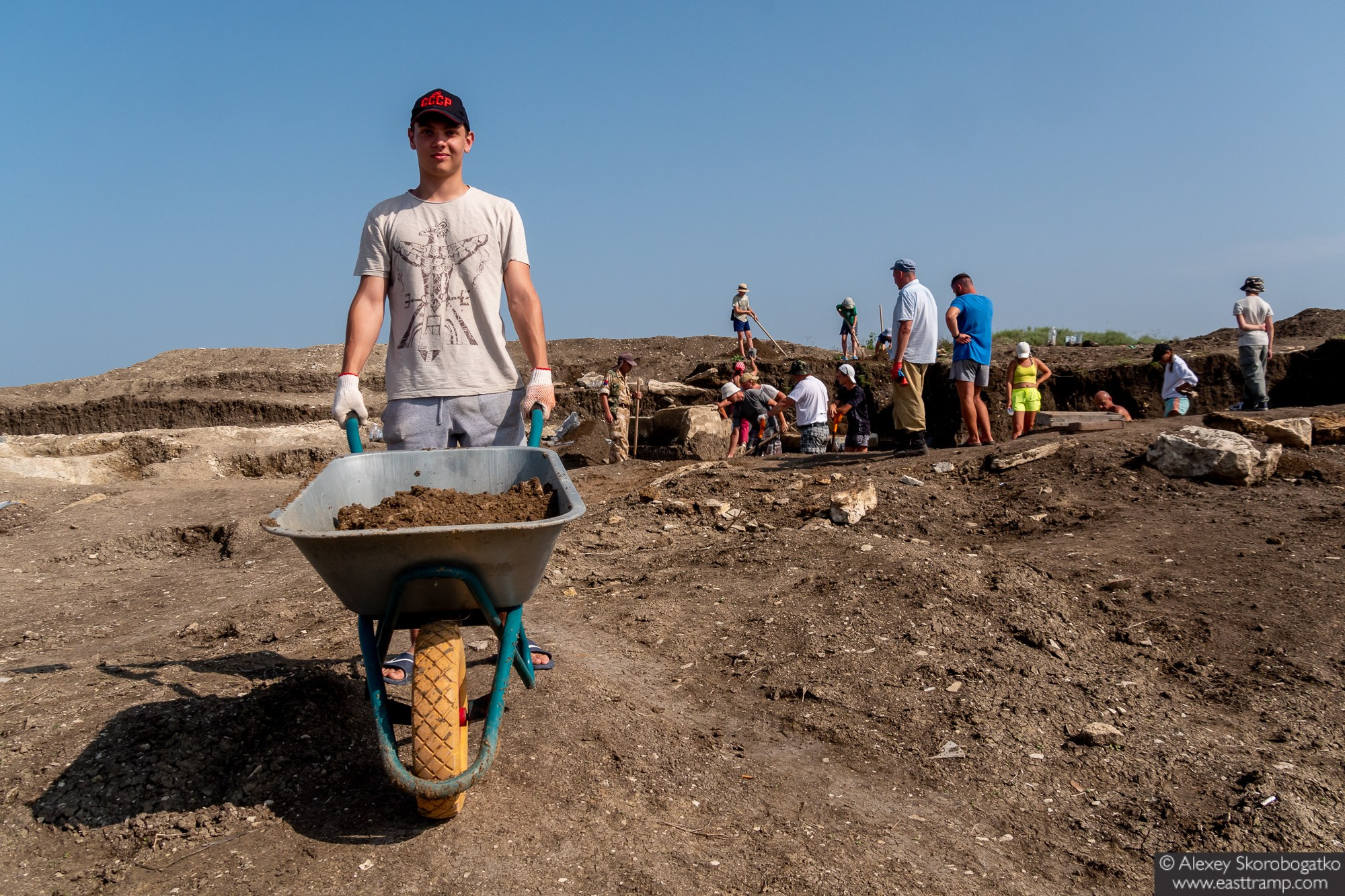 Археологические раскопки некрополя Кыз-Аул в Крыму. Фотограф Алексей Скоробогатько