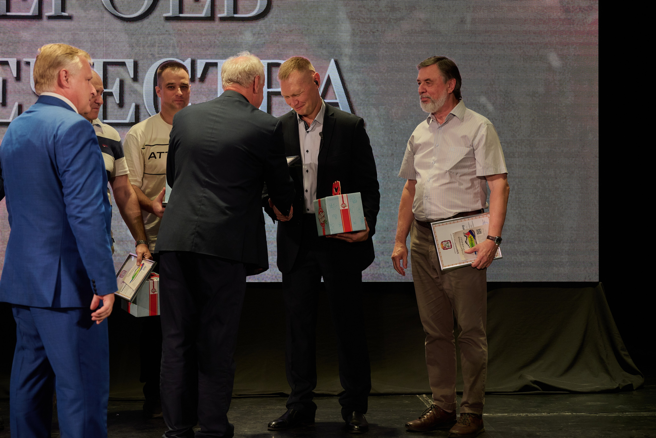 Церемония награждения медалями «Память Героев Отечества». Фотограф Роман Адлер