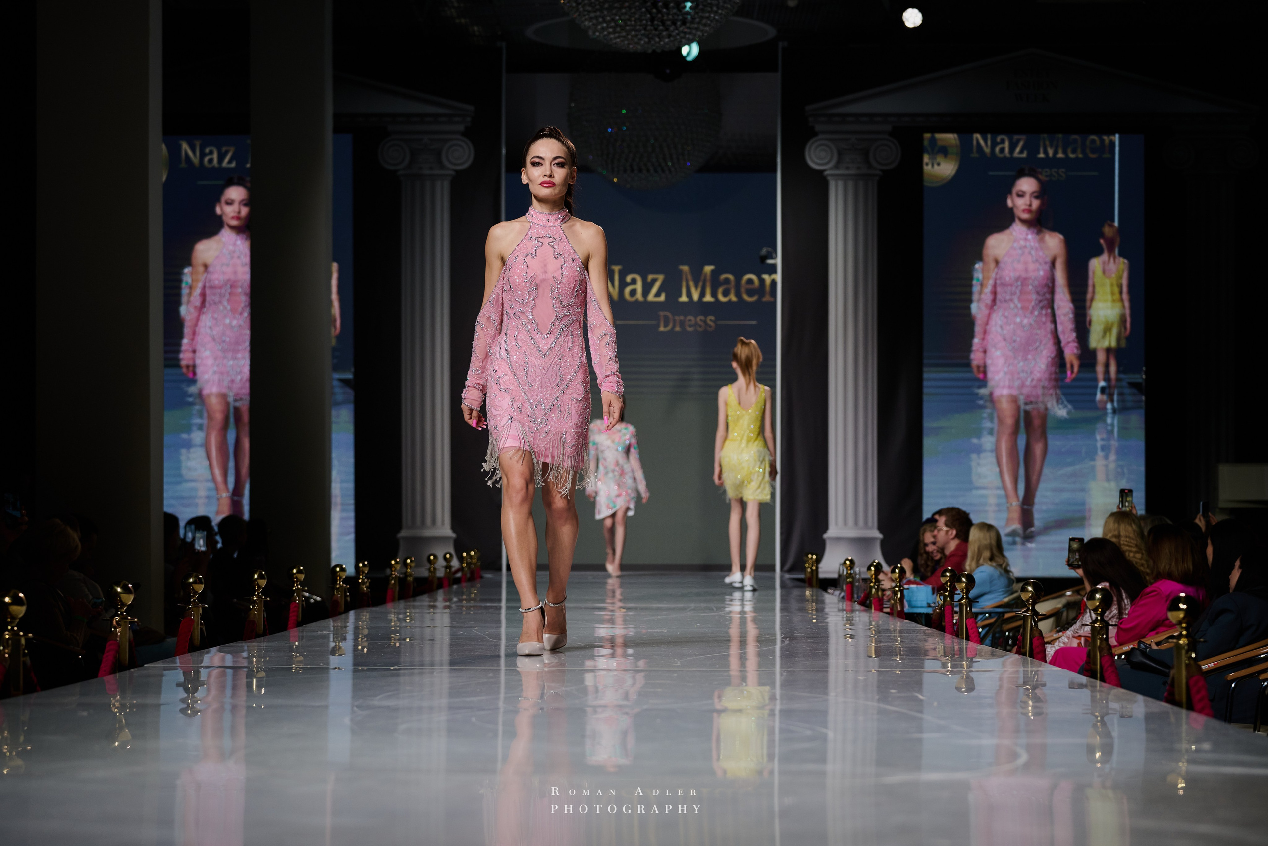 ESTET FASHION WEEK ВЕСНА — 2025. Фотограф Роман Адлер