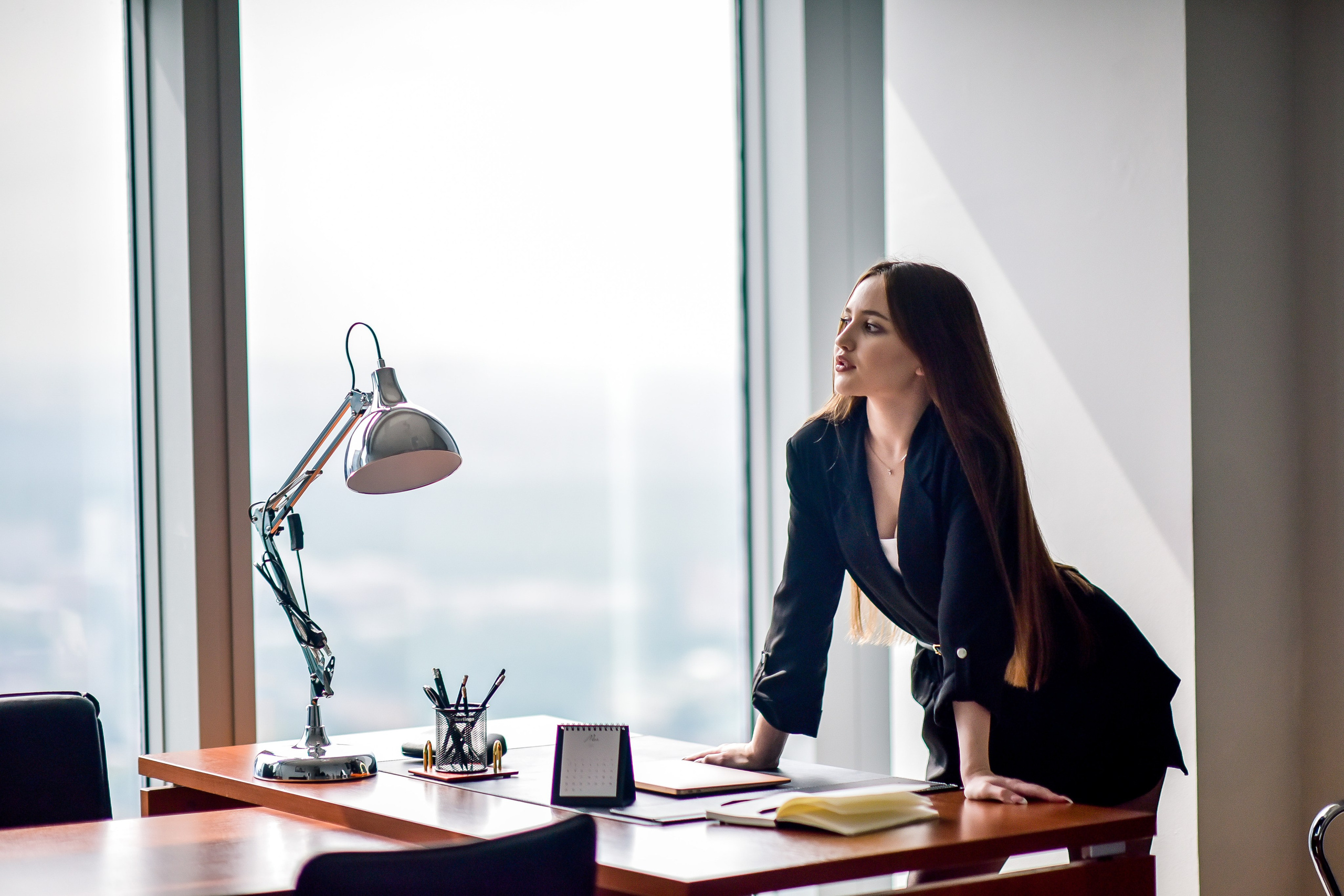 ДЕЛОВАЯ В СИТИ ОФИС. Фотограф для бизнесконтента, репортажей и семейного альбома в Москве