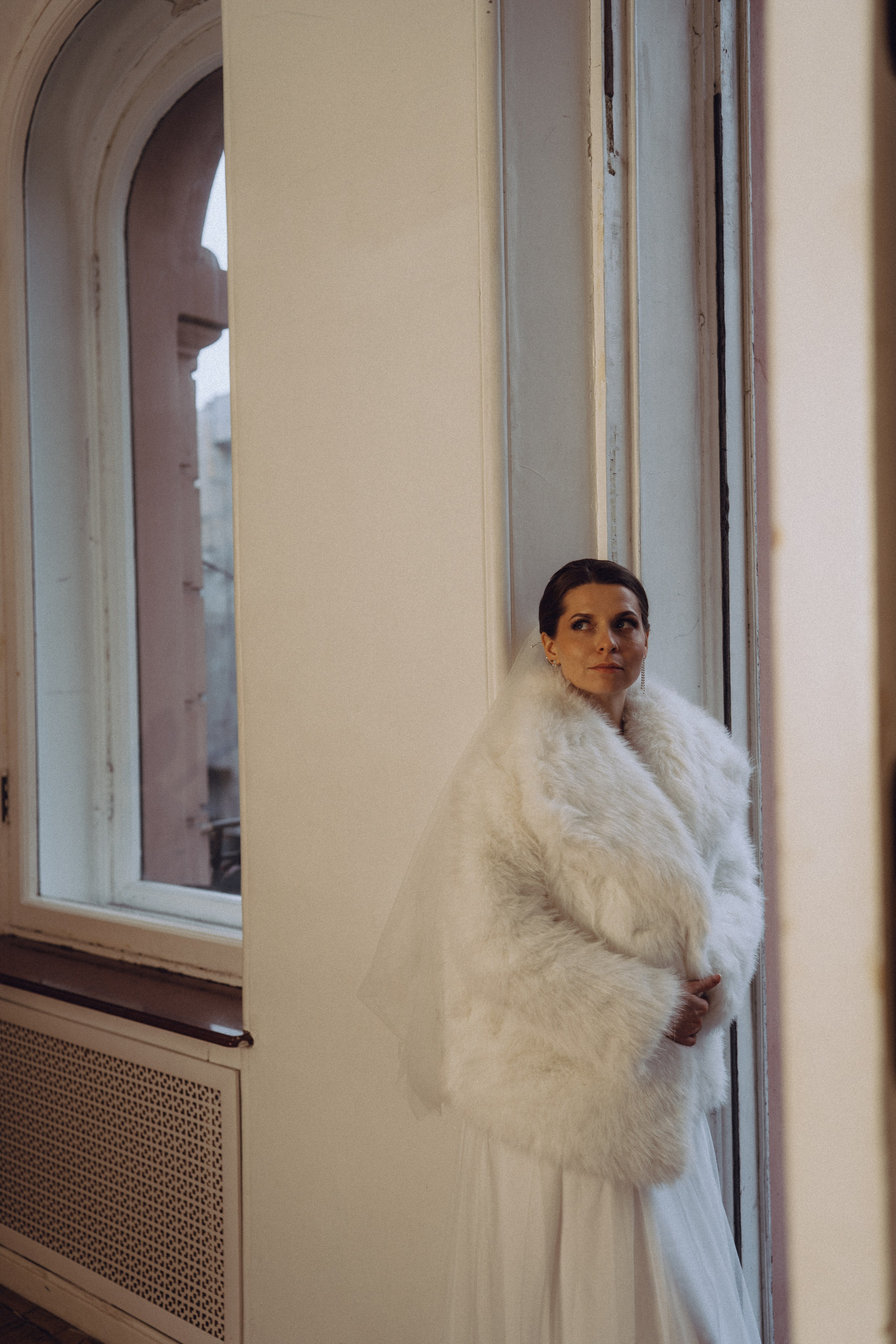 СВАДЕБНАЯ СЬЕМКА ВО ВТОРОМ ДВОРЦЕ (ДЕКАБРЬ) ТАКЖЕ СЬЕМКА В СТУДИИ НА ЧЕРНЫШЕВСКОЙ. Профессиональный фотограф, Санкт-Петербург — Виктория Богомолова