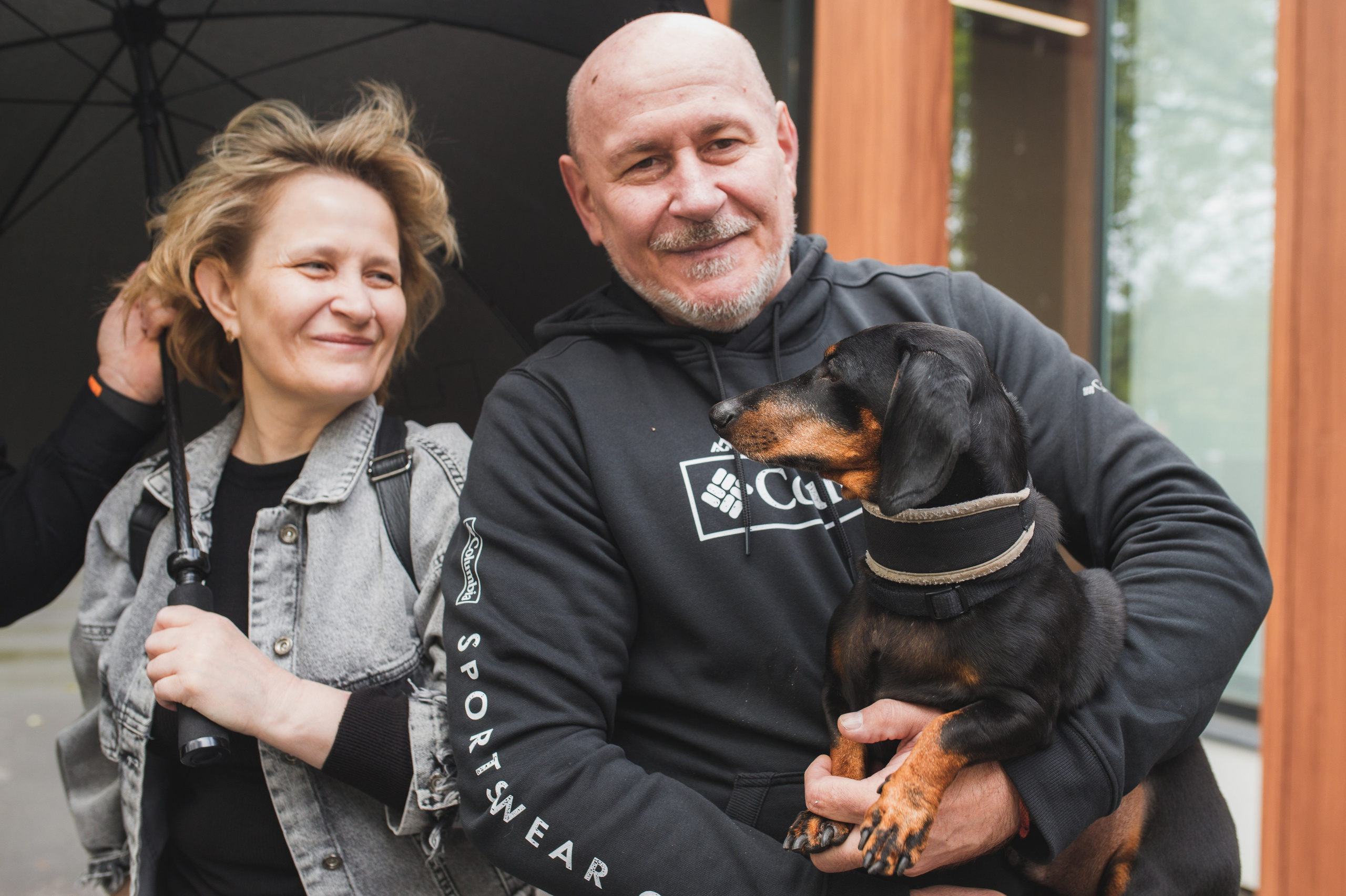 Фотопрогулка большой семьи с двумя собаками летом. Семейный и школьный фотограф в Москве Анна Ткач