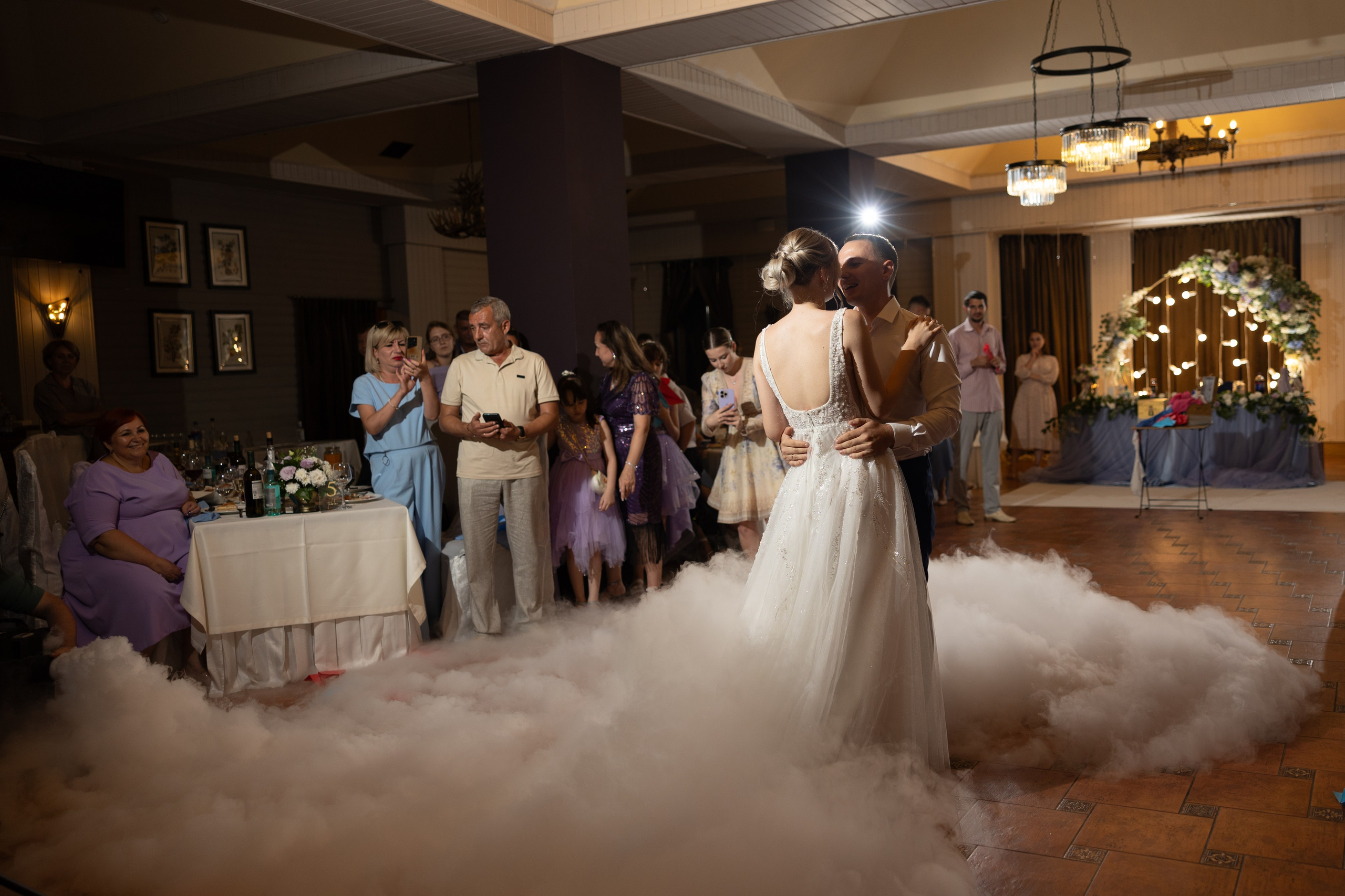 Свадебный репортаж в Крыму | Живые фото | Илья Желдак. Профессиональная фотосъемка в Крыму. Натуральные эмоции и живые кадры. Забронируйте дату прямо сейчас!