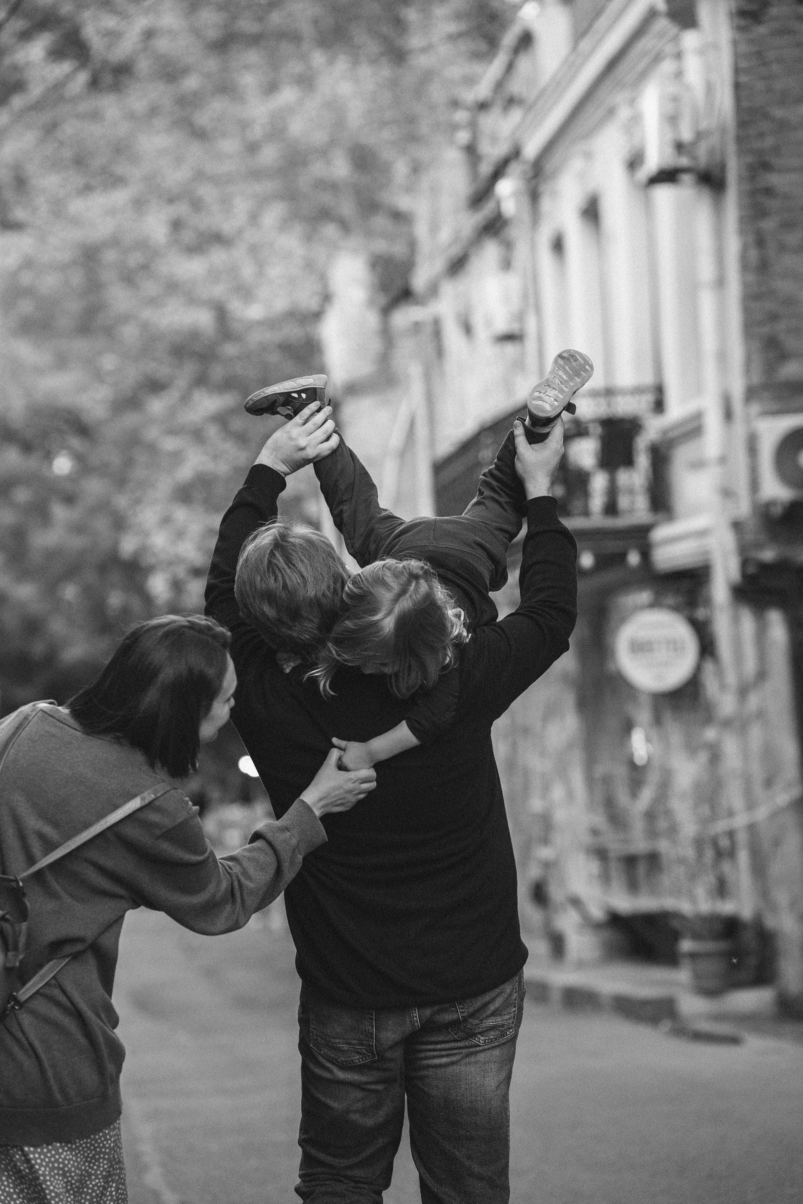 …история о прогулке в старом городе и семье. Марковы: фото, видео, кино и книги