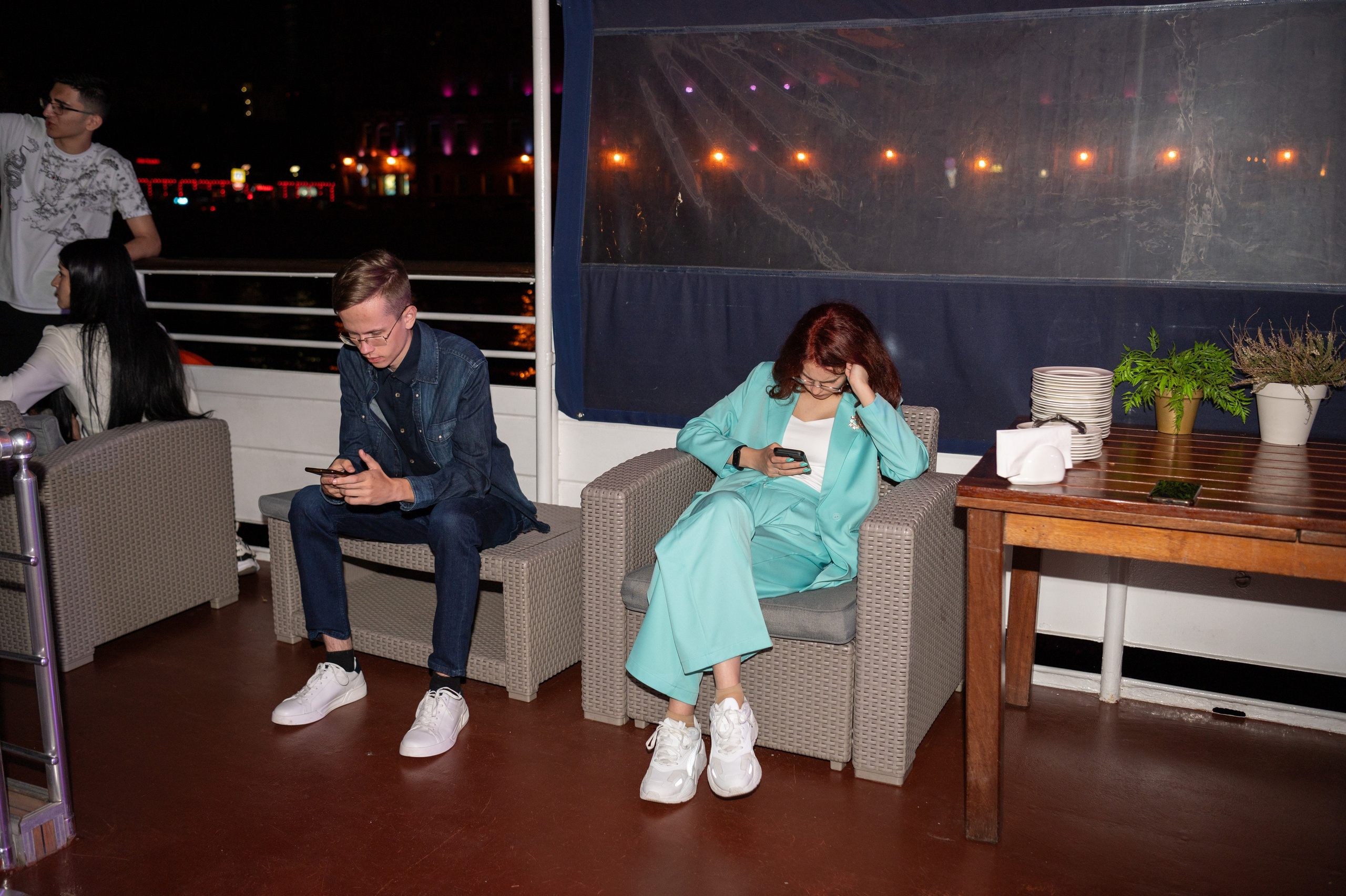 Выпускной вечер 11 класс на теплоходе. Детский и семейный фотограф г. Москва Оксана Катаджи