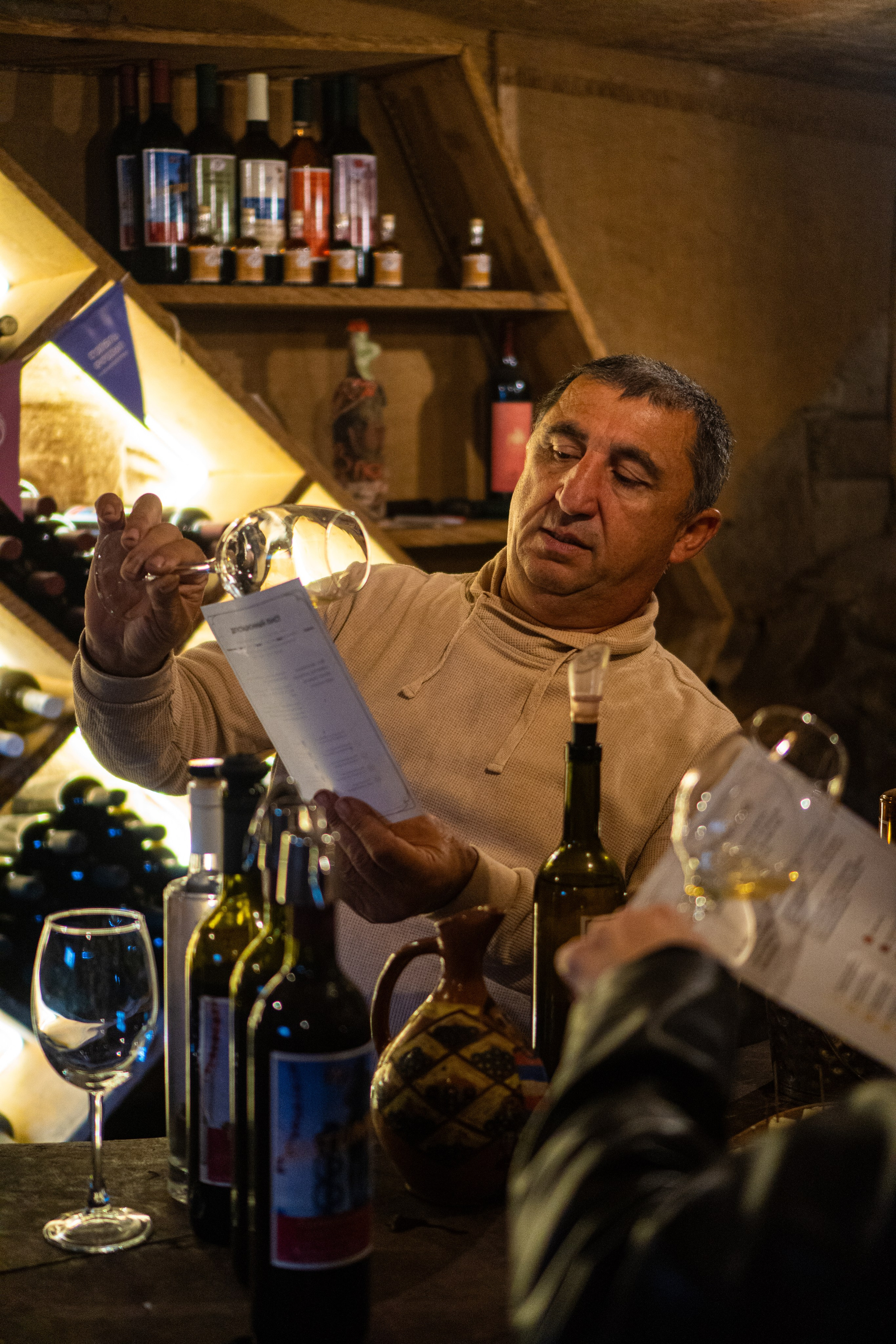 Фотосессия на экскурсии по виноградникам. Фото-ВидеоПродакшен для экспертов и брендов