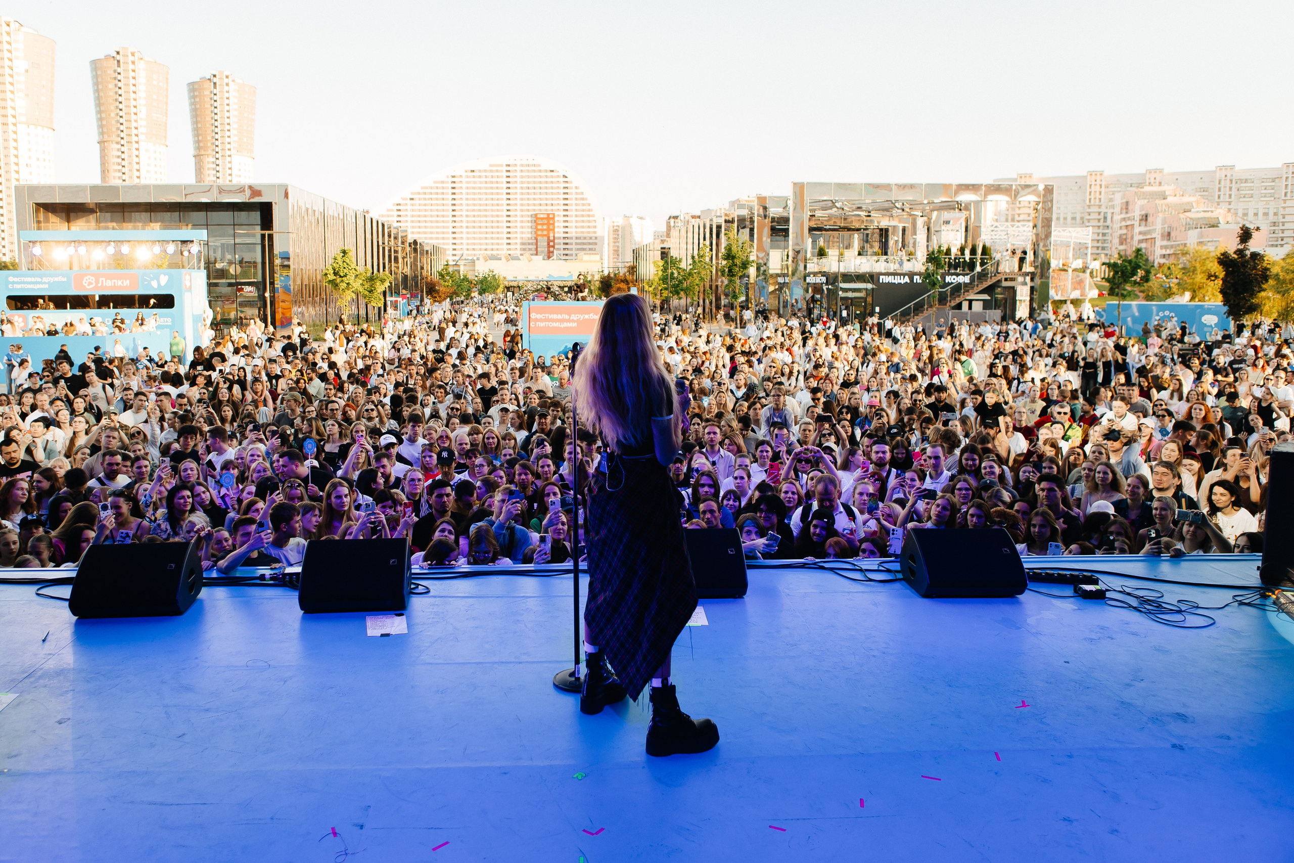 ФЕСТИВАЛЬ VK «ЛАПКИ» | 2025, МОСКВА. Five Media — репортажный фотограф Москва | Мск