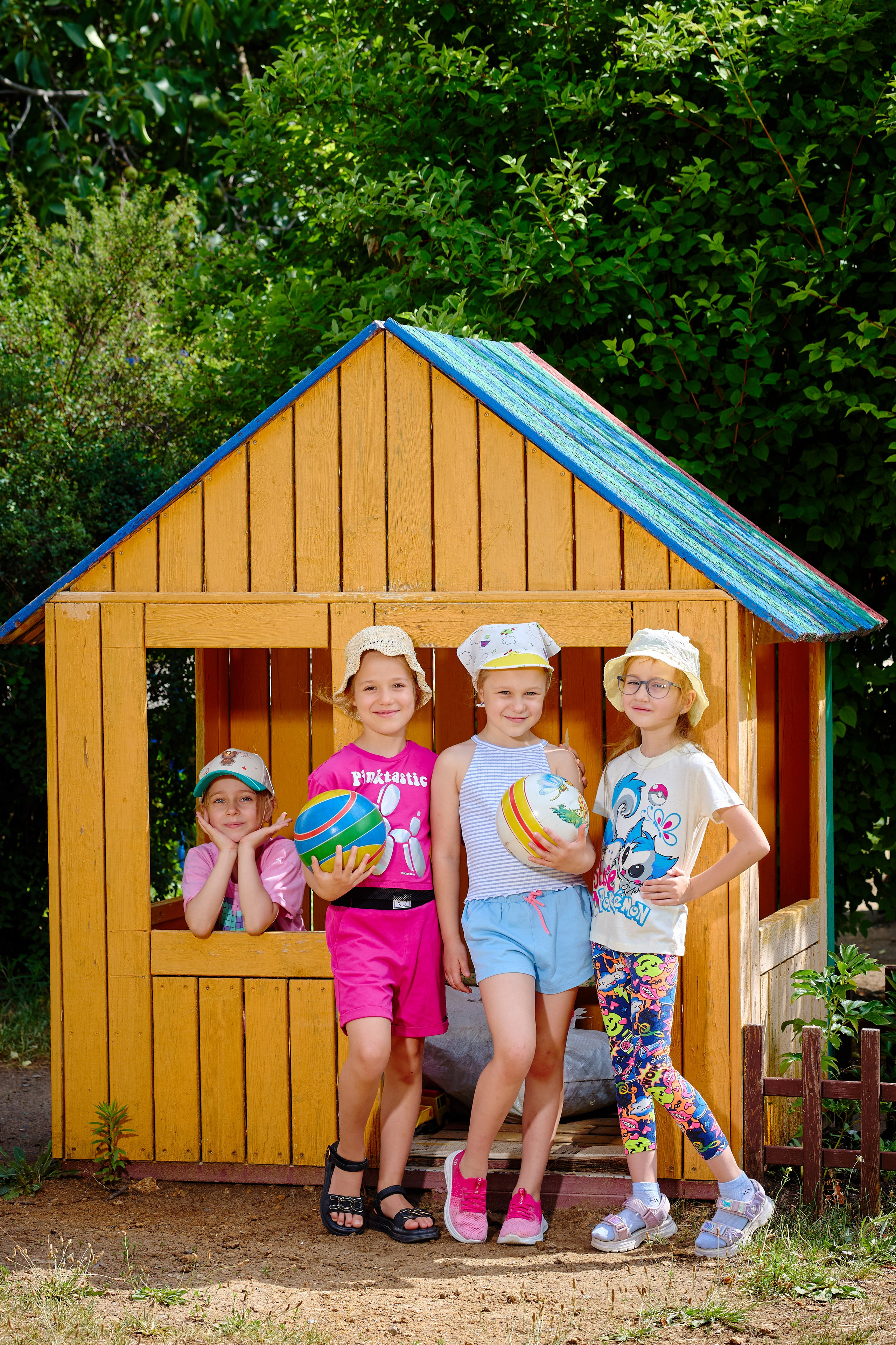 Пример летней съемки в детском саду № 92 Старшая группа Радуга. Фотограф Выпускные альбомы Таганрог Сергей Коробченко