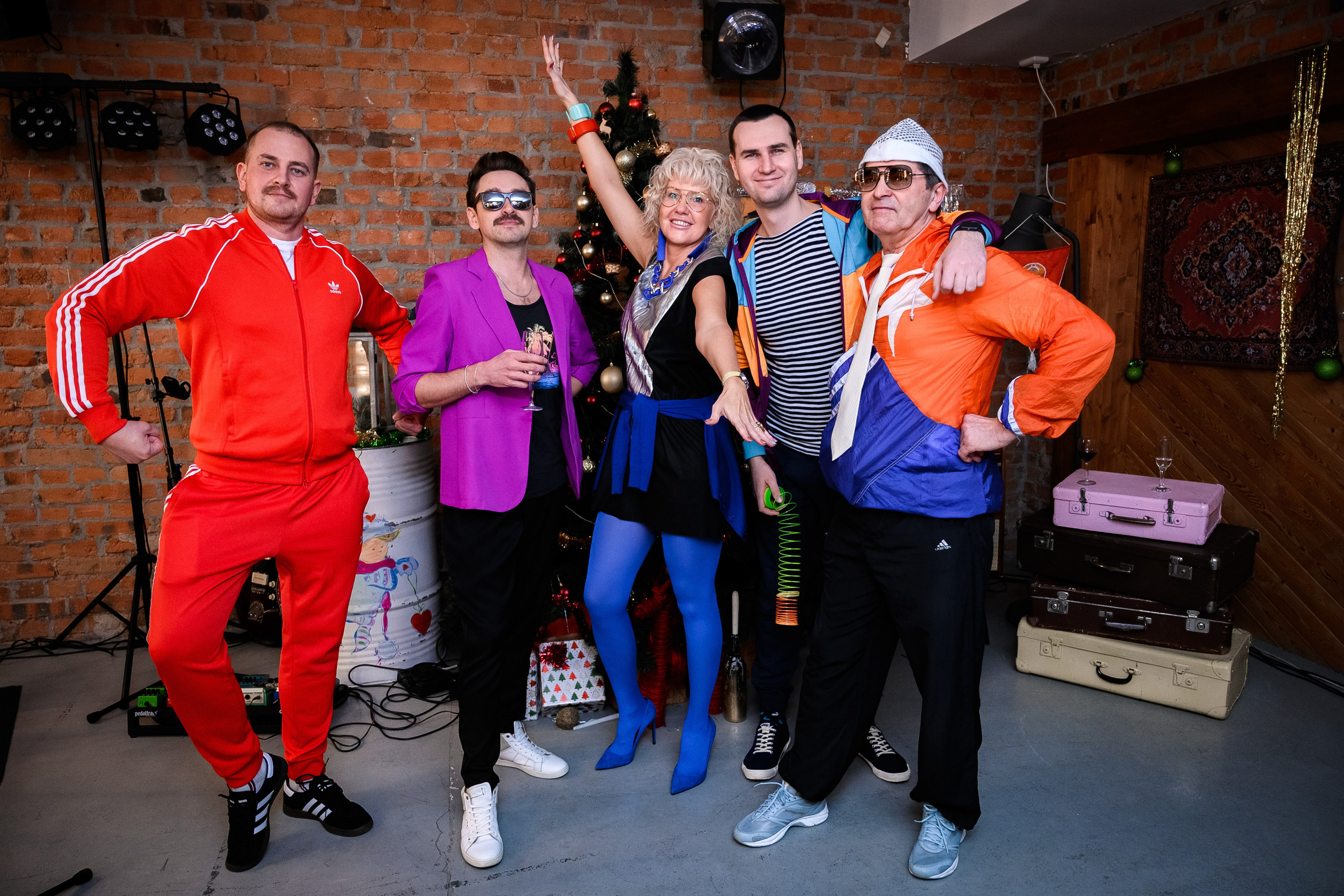 Корпоратив в Стиле 80-х. Фотограф Алексей Лукин. Профессиональная фотосъёмка в Санкт-Петербурге. Обработка и Ретушь фотографий