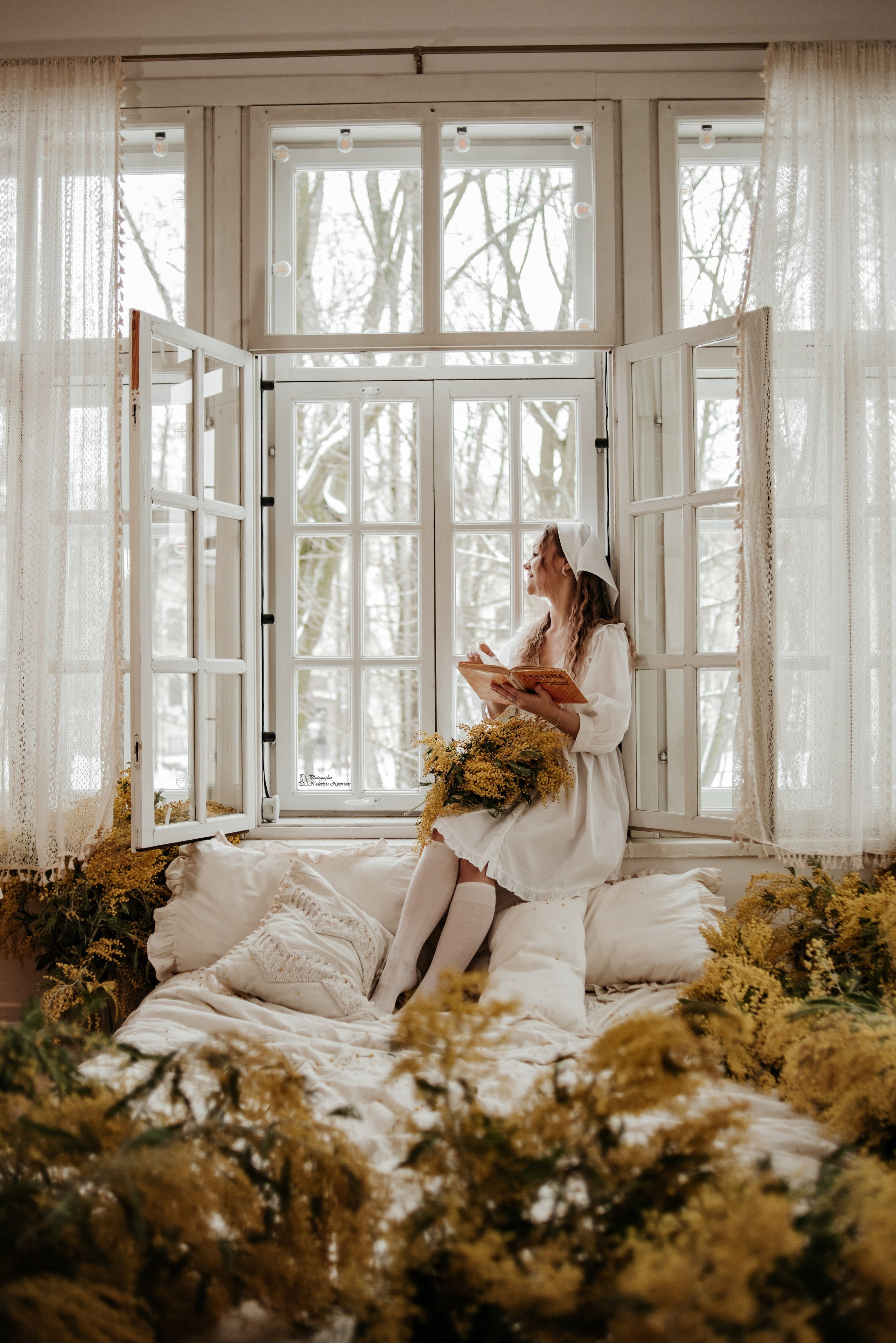 Фотограф: https://vk.com/capella.photo Модель: https://vk.com/lanasakuraa Организатор: https://vk.com/creative_photoday Место: https://vk.com/balcone.studio