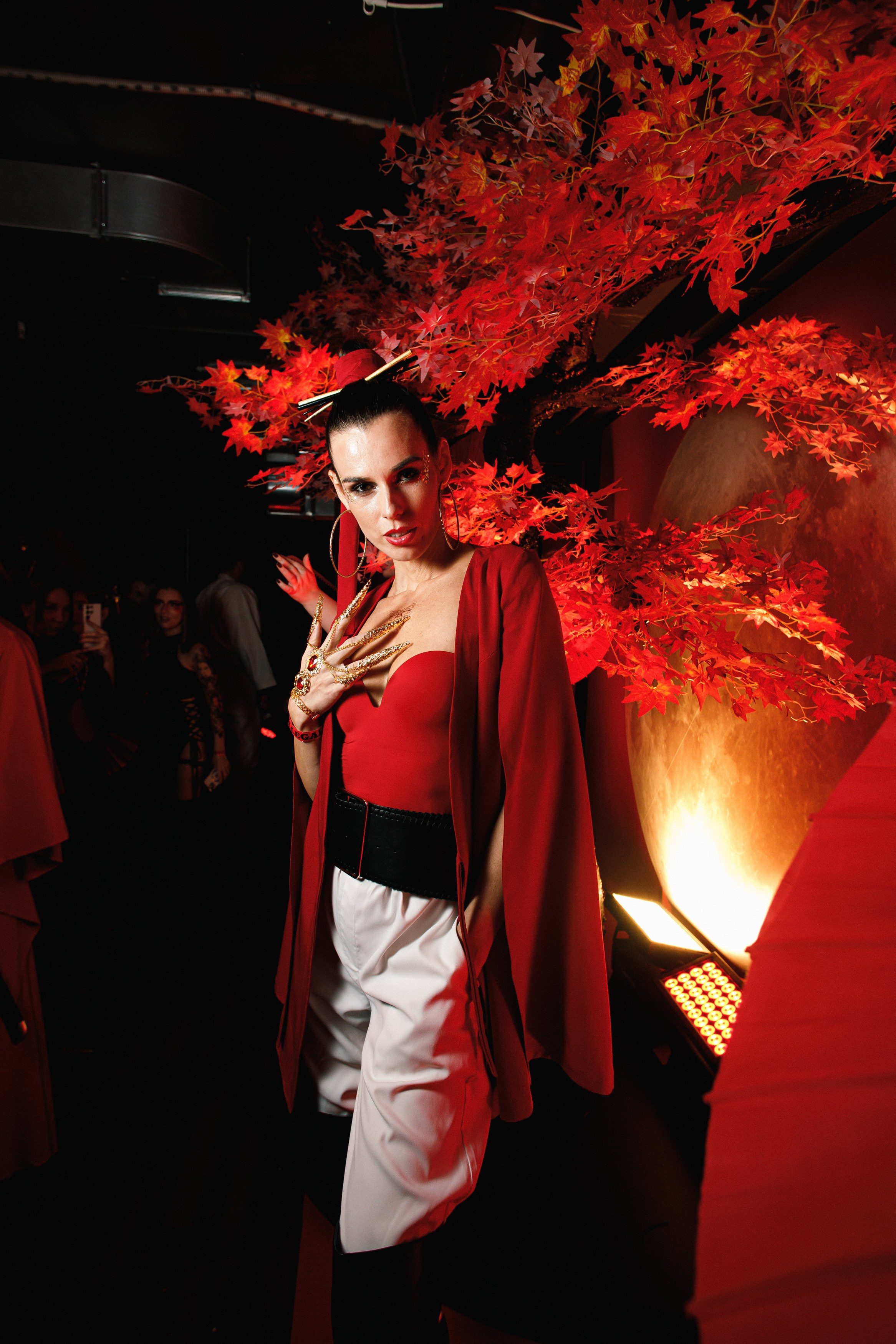 ILLEGAL FRIENDS | ASIA. СВОИ. ФОТООТЧЕТЫ-СОБЫТИЯ-МЕСТА