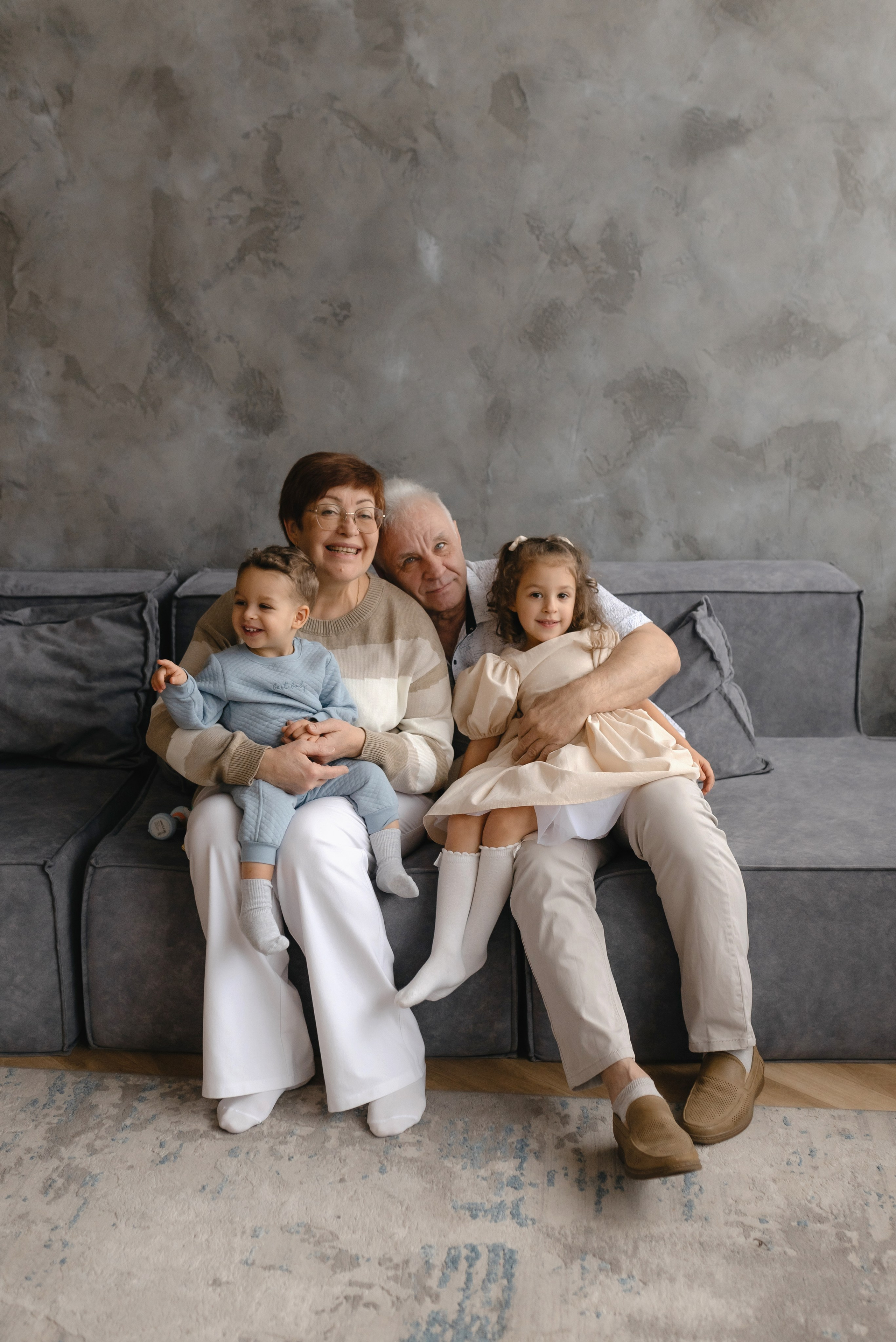 Семейная новогодняя съемка в студии. Семейный и портретный фотограф Нижний Новгород