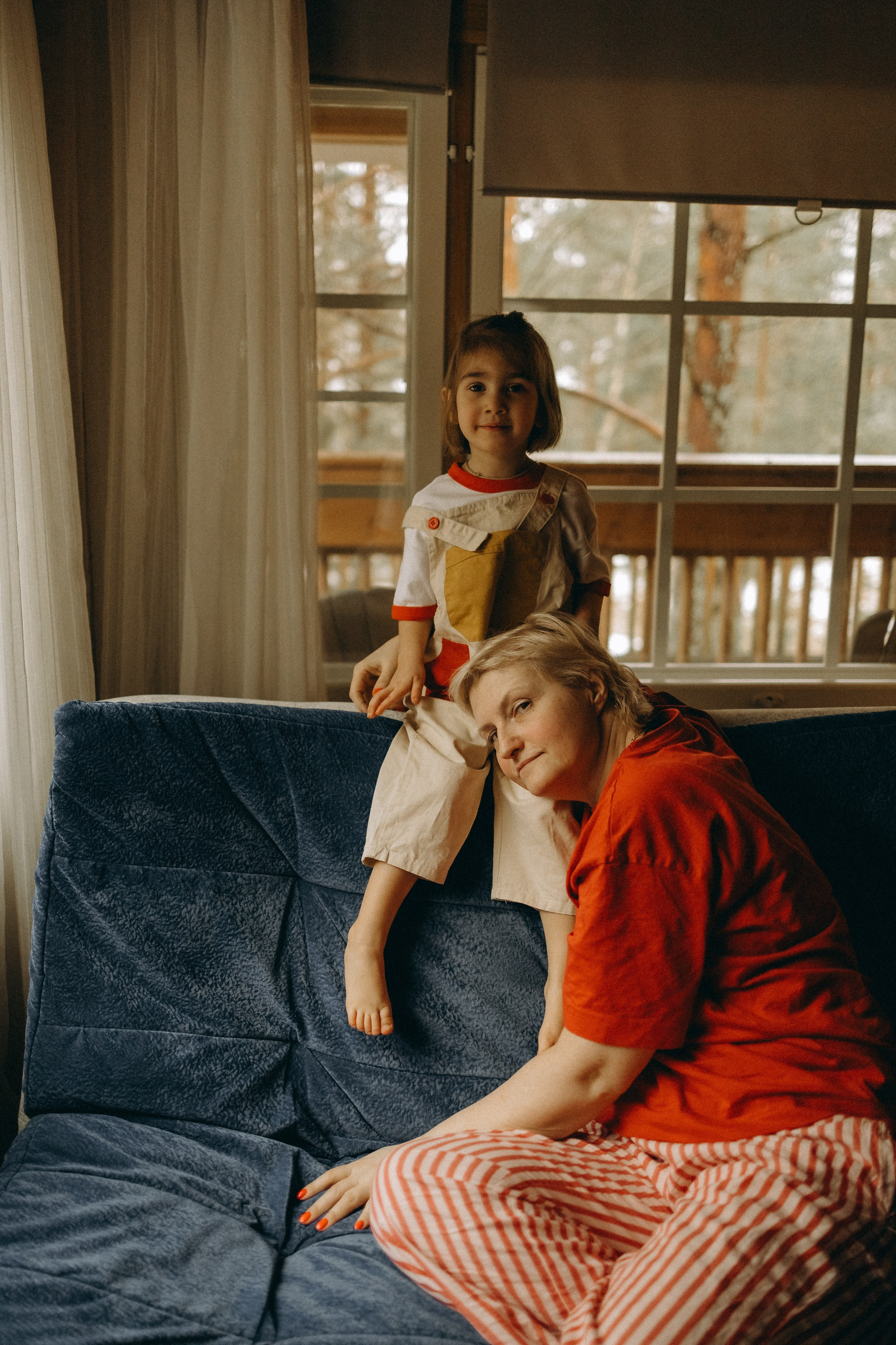 Оля и Василиса. Главная