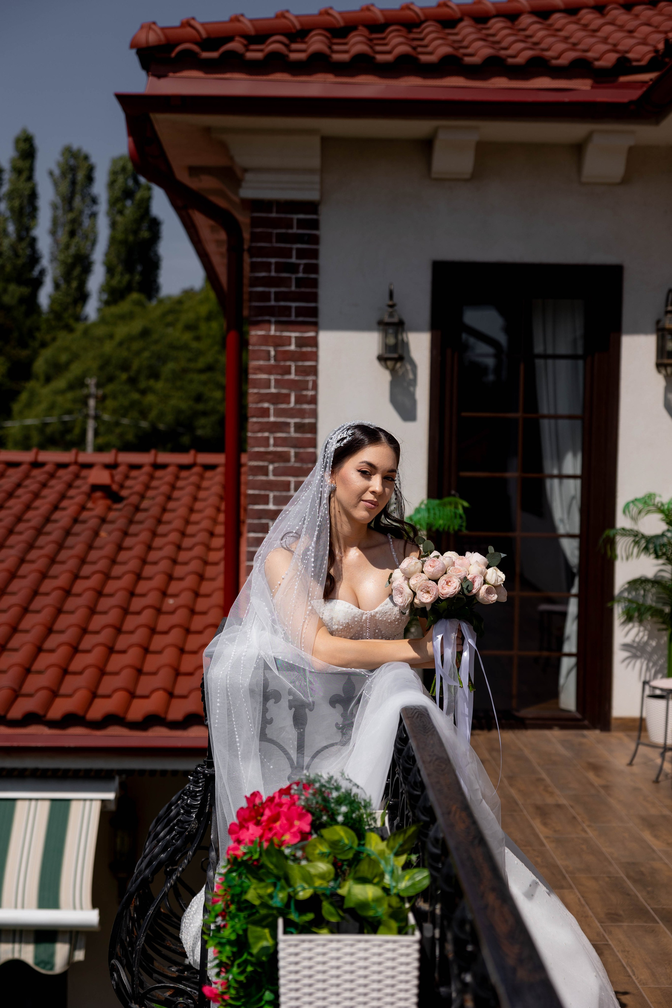 Милана и. Видеосьемка, фотосьемка свадеб, юбилеев, утренников в Краснодарском кр