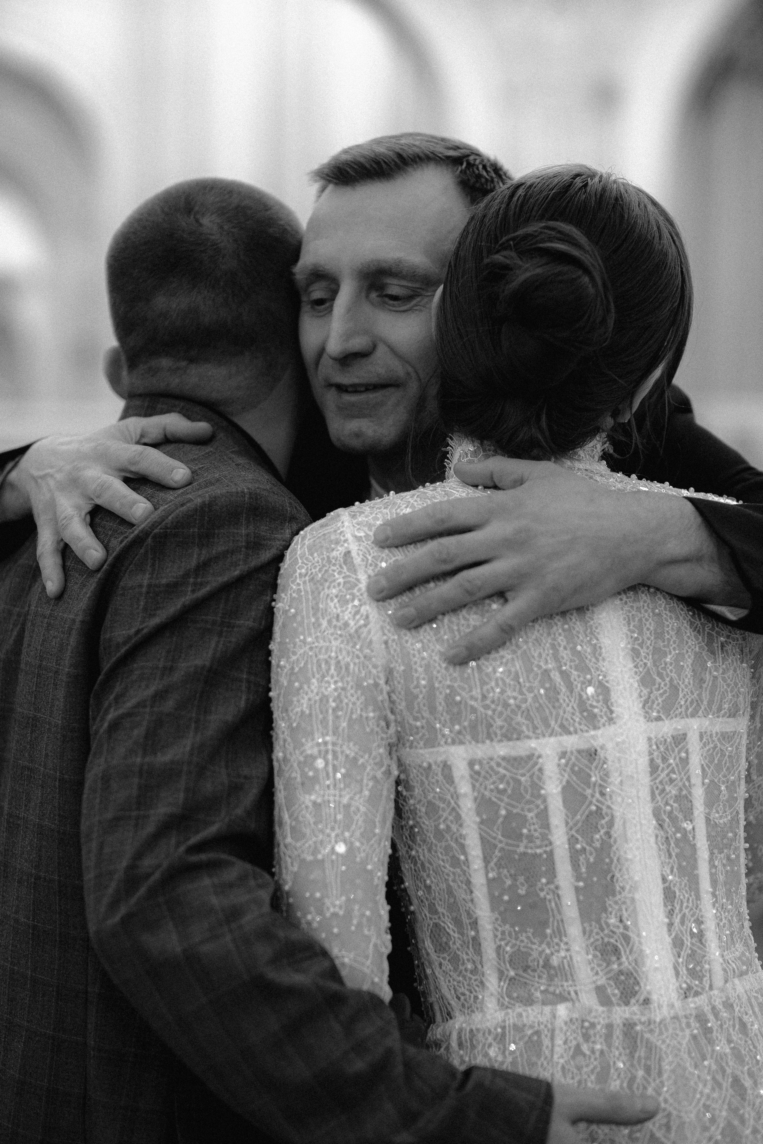 The cutiest. Сентиментальная свадебная фотография