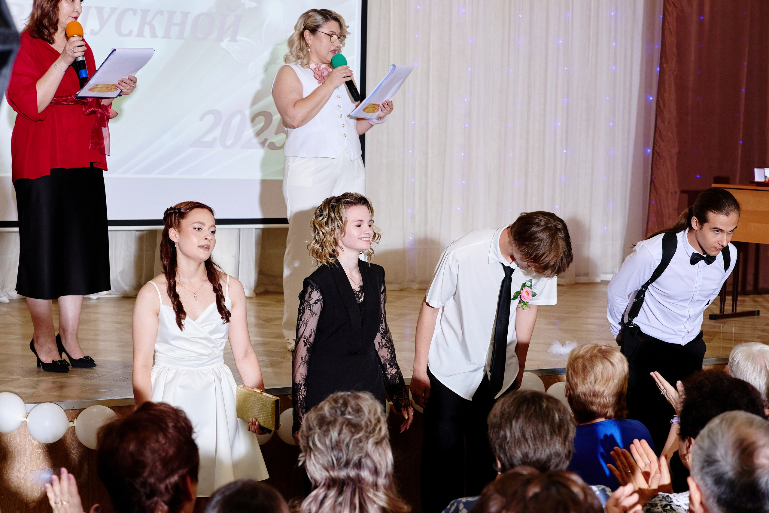 Выпускной 35 Сош. Фотограф Выпускные альбомы Таганрог Сергей Коробченко