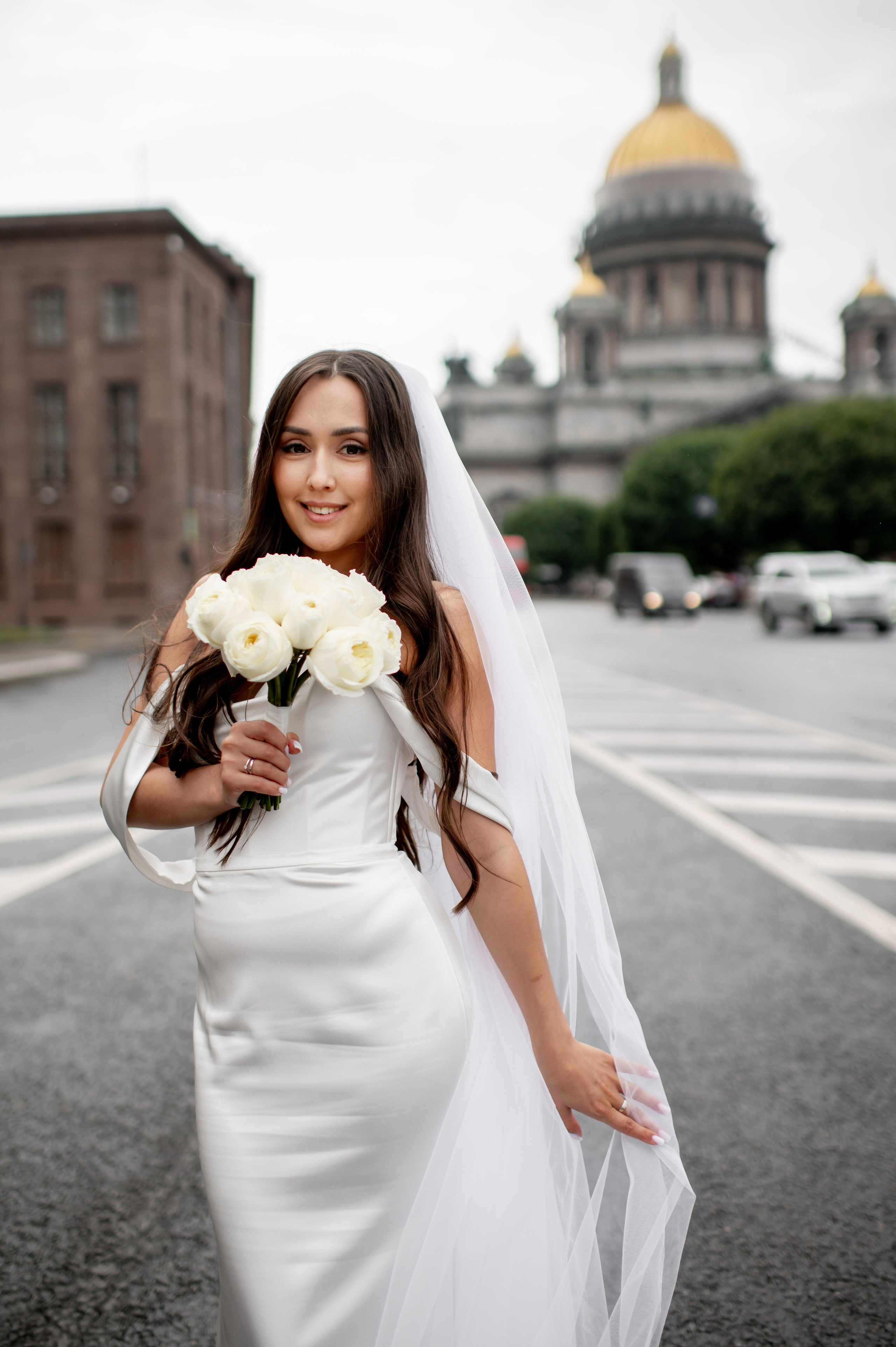 Классическая свадебная фотосессия Аины и Антона по самым красивым местам для свадебной прогулки в Санкт-Петербурге. Портретный, семейный и свадебный фотограф в Санкт-Петербурге и в Пушкине Ширяев Денис