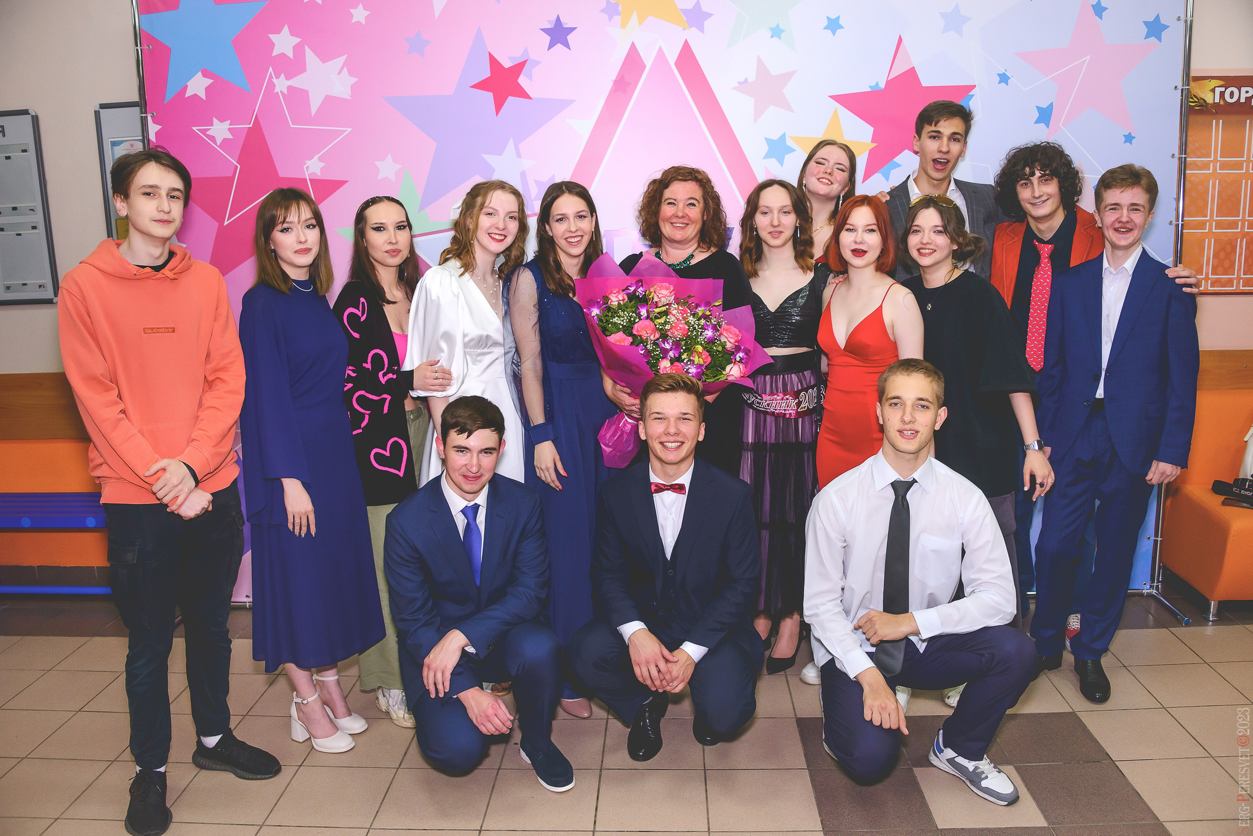 Пресс волл. Ваш фотограф на праздник в Москве, Раменском, Жуковском, Люберцах