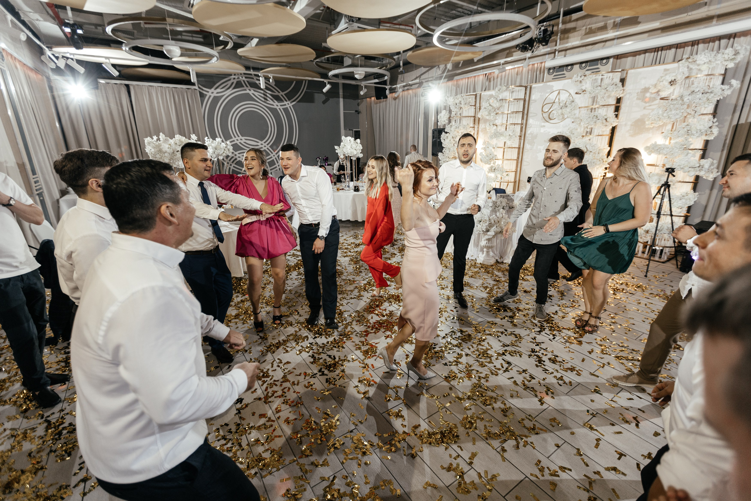 Свадебный фотограф Уфа — Руслан ГабдлисламовЖивые эмоции, красивые кадры, воспоминания на всю жизнь.Работаю по всей Республике Башкортоста. Свадебный фотограф Уфа Руслан Габдлисламов