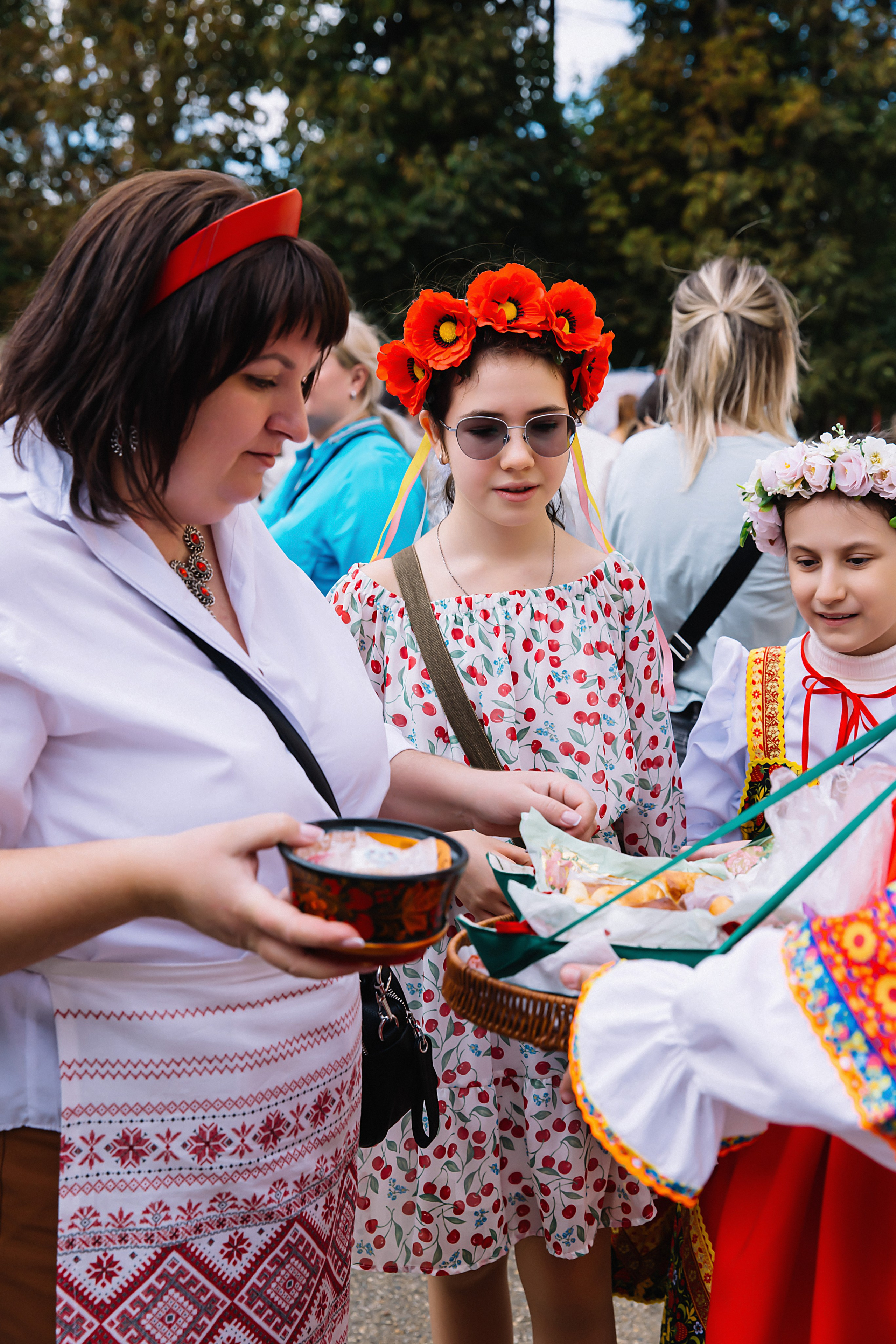 Школьная ярмарка Лицей№ 4. Фотограф и Видеограф в Краснодаре Юлия Солодченко