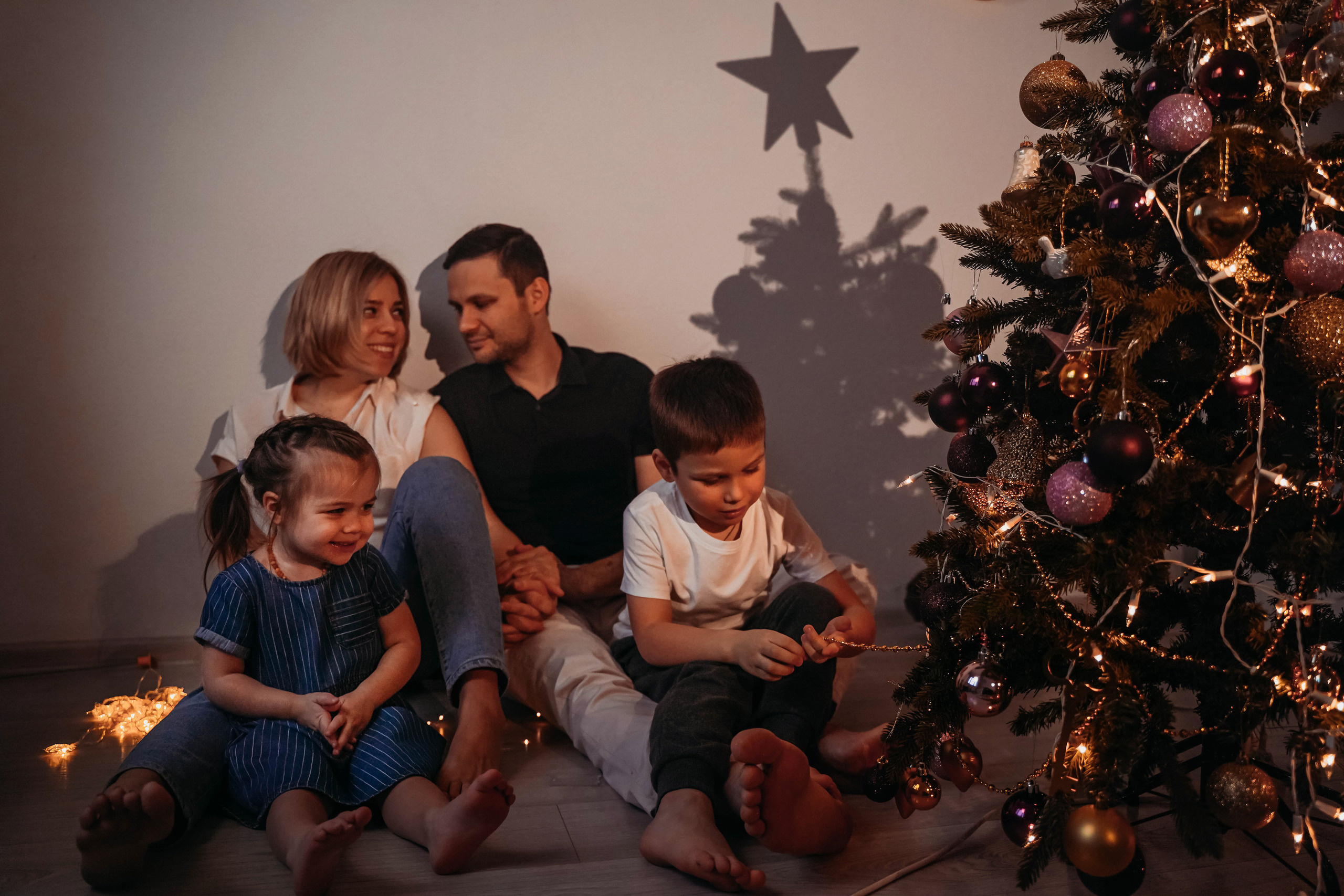 20.12.18 Николай Анна Влад Оля (имбирное печенье). Детский и семейный фотограф в Москве Алёна Шестунова