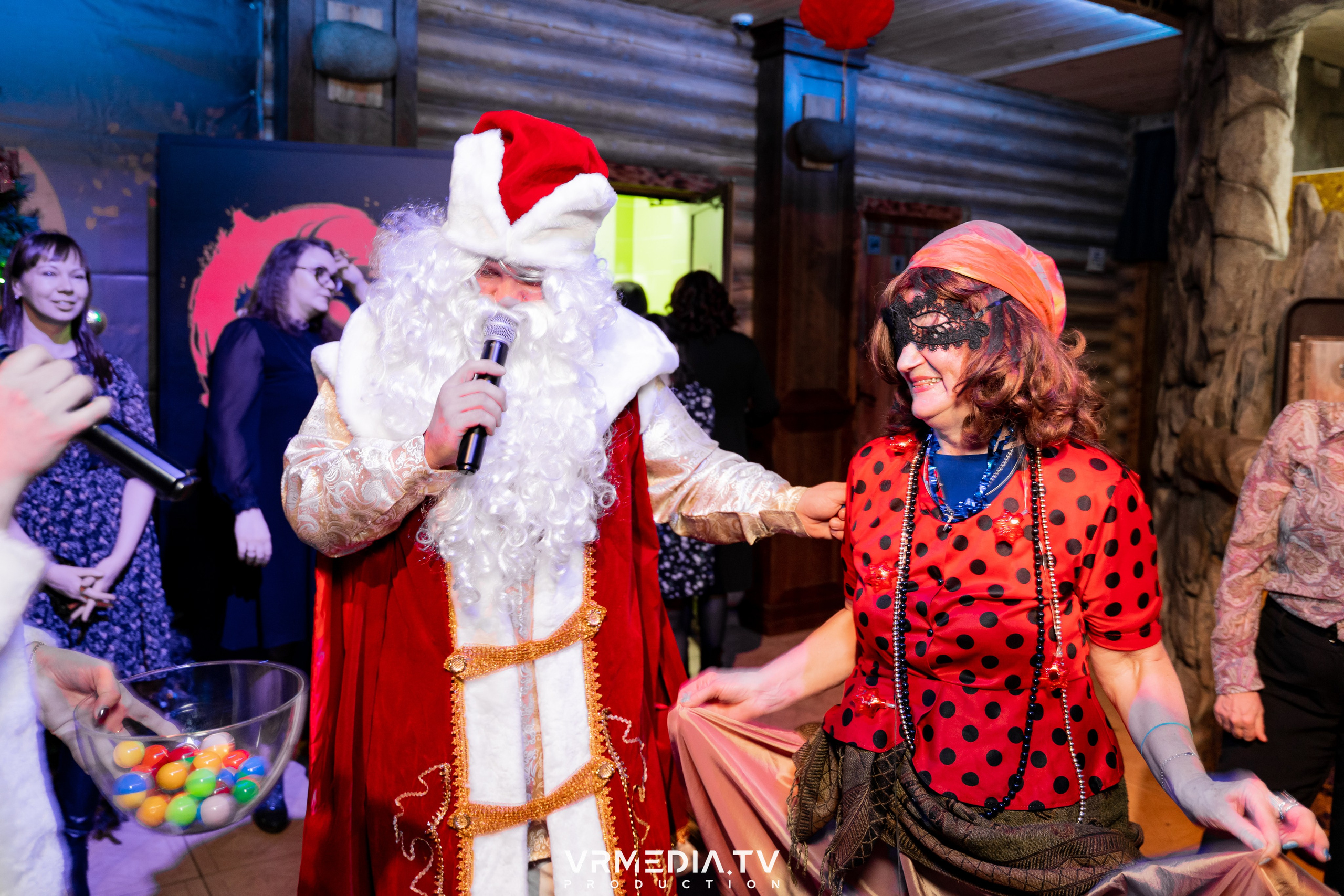 Новогодний вечер «У Петровича»