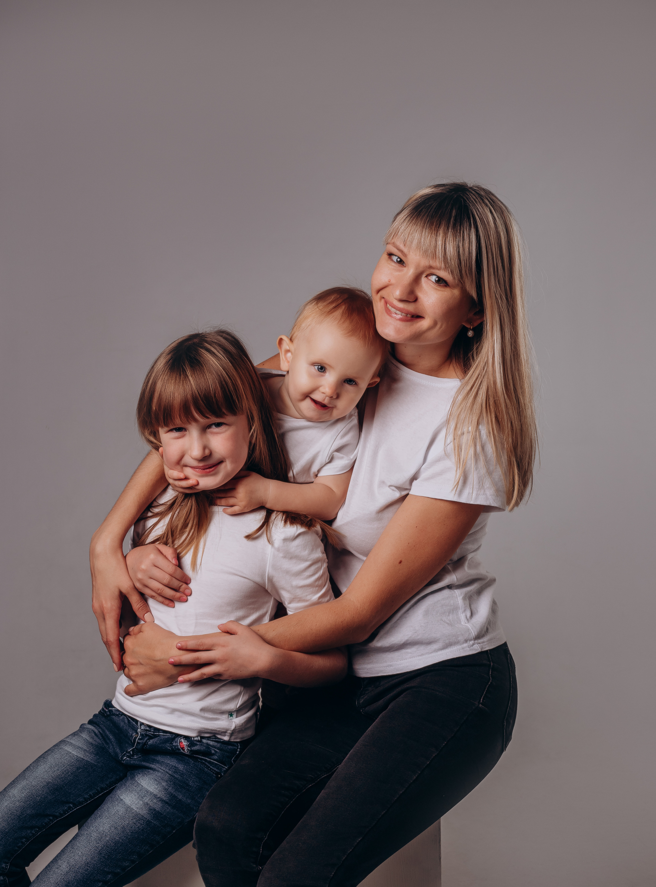 Студийная семейная съёмка. Фотограф Новокубанск Армавир Федосеева Алина