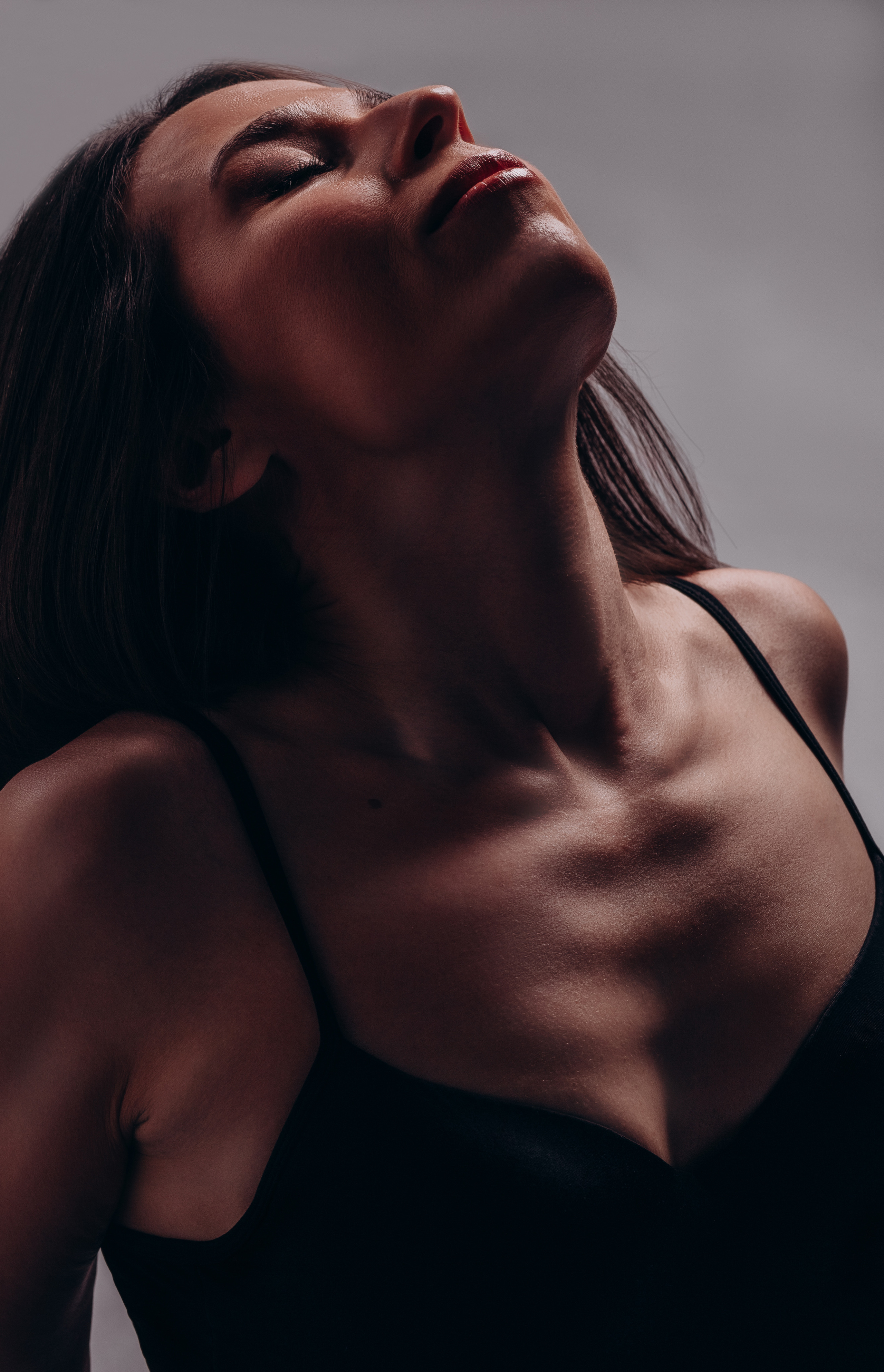 Женский портрет в студии. Фотограф Новокубанск Армавир Федосеева Алина