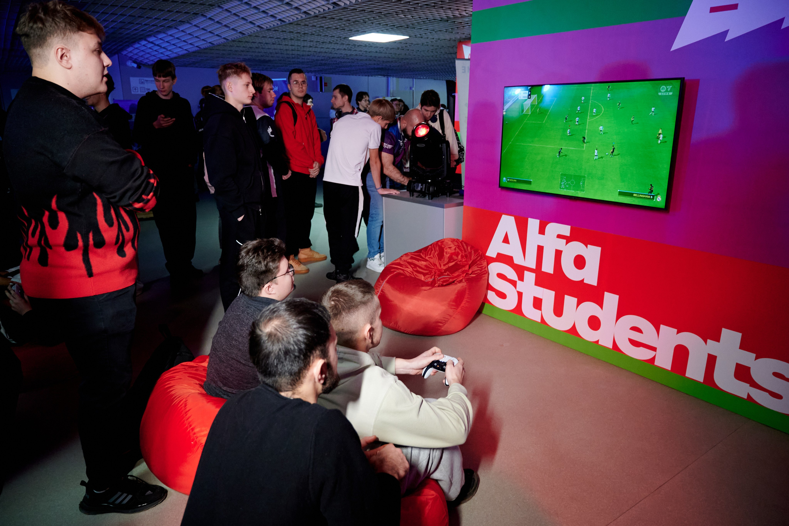 Кубок Губернатора по компьютерному спорту. Профессиональный репортажный фотограф в Самаре Никита Королев