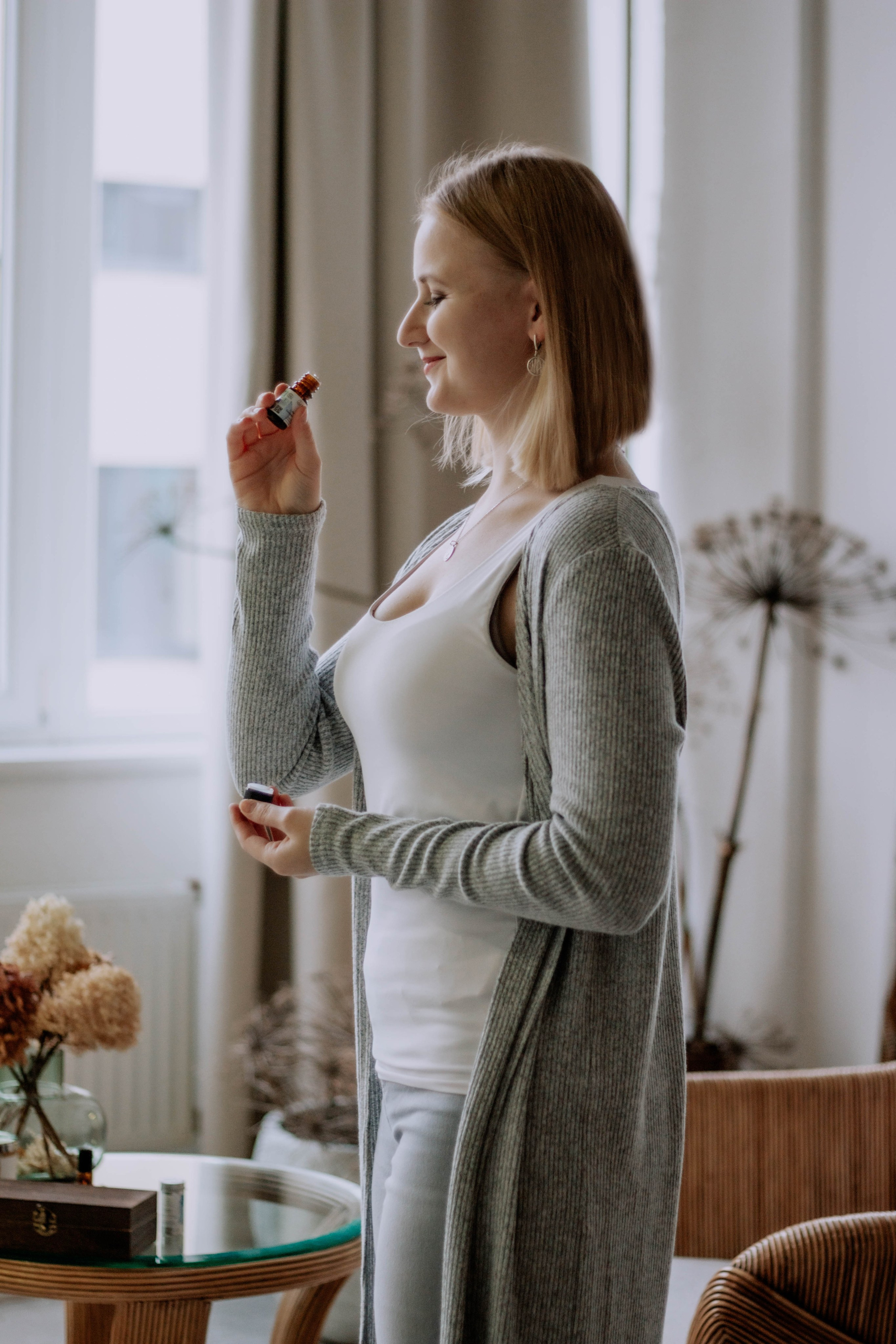 Алиса — Ароматерапевт. Бережно сохраняю ваши чувства и истории на своих фотографиях