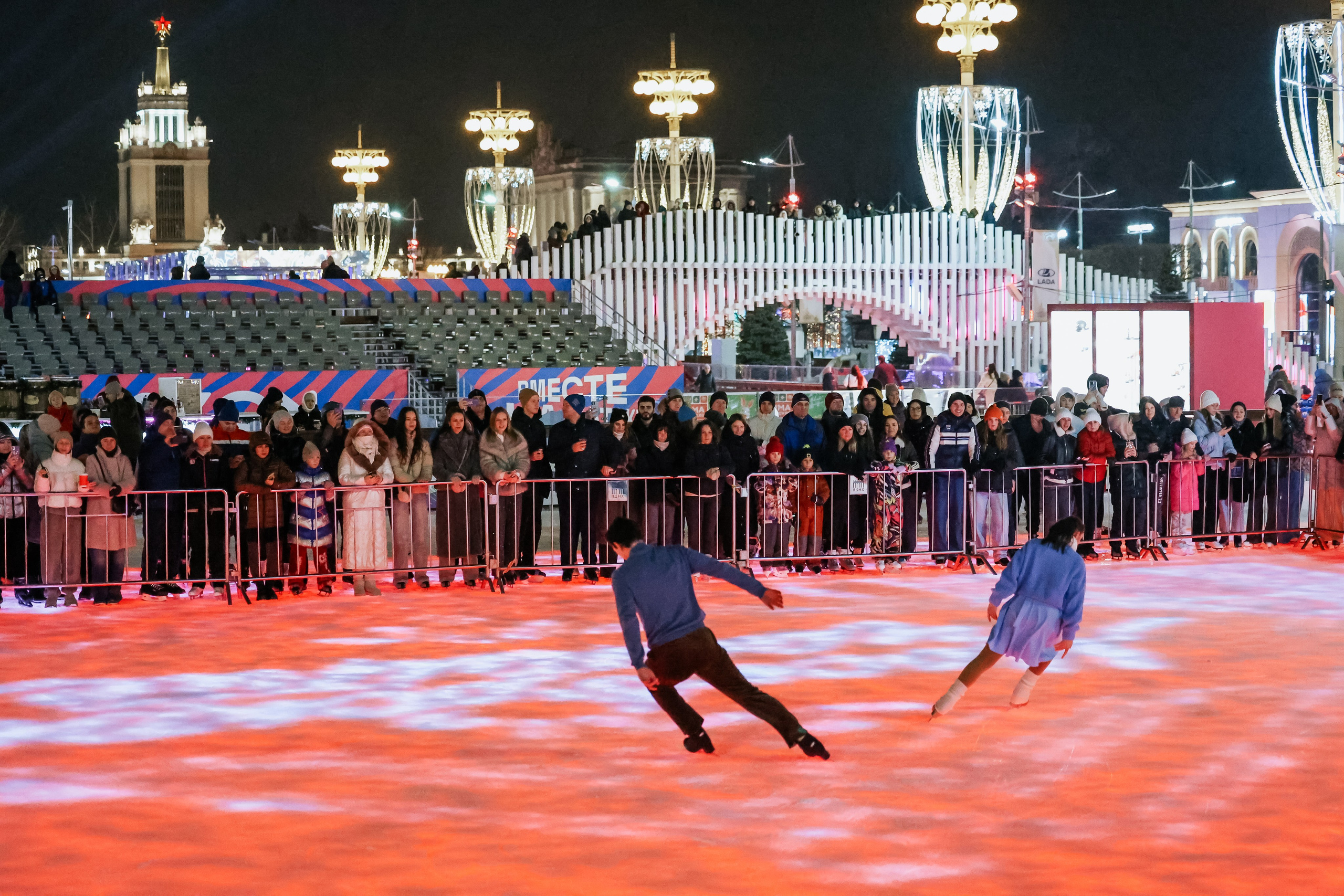 Ледовое шоу ВДНХ проект Московское чаепитие. Фотограф и видеограф Анна Домашенко