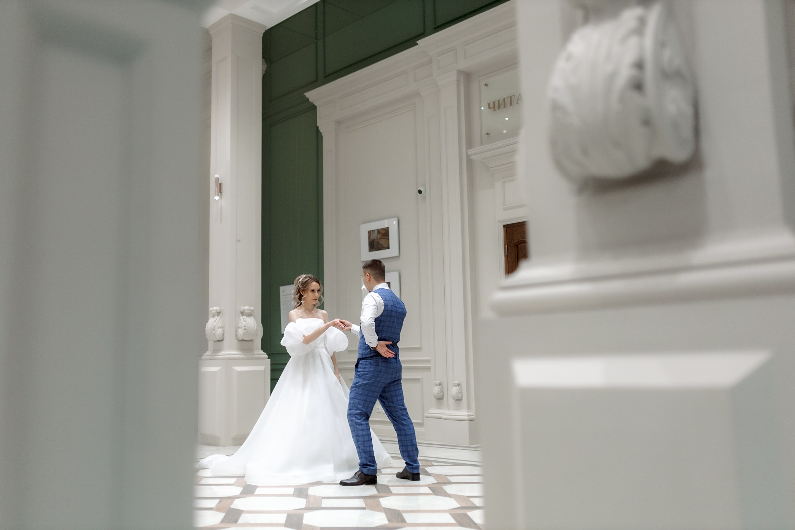 Сергей и Катя. Часть 1: Библиотека. Свадебный и Семейный фотограф г. Ижевск Гульназ Солдатова. Гульназ фото
