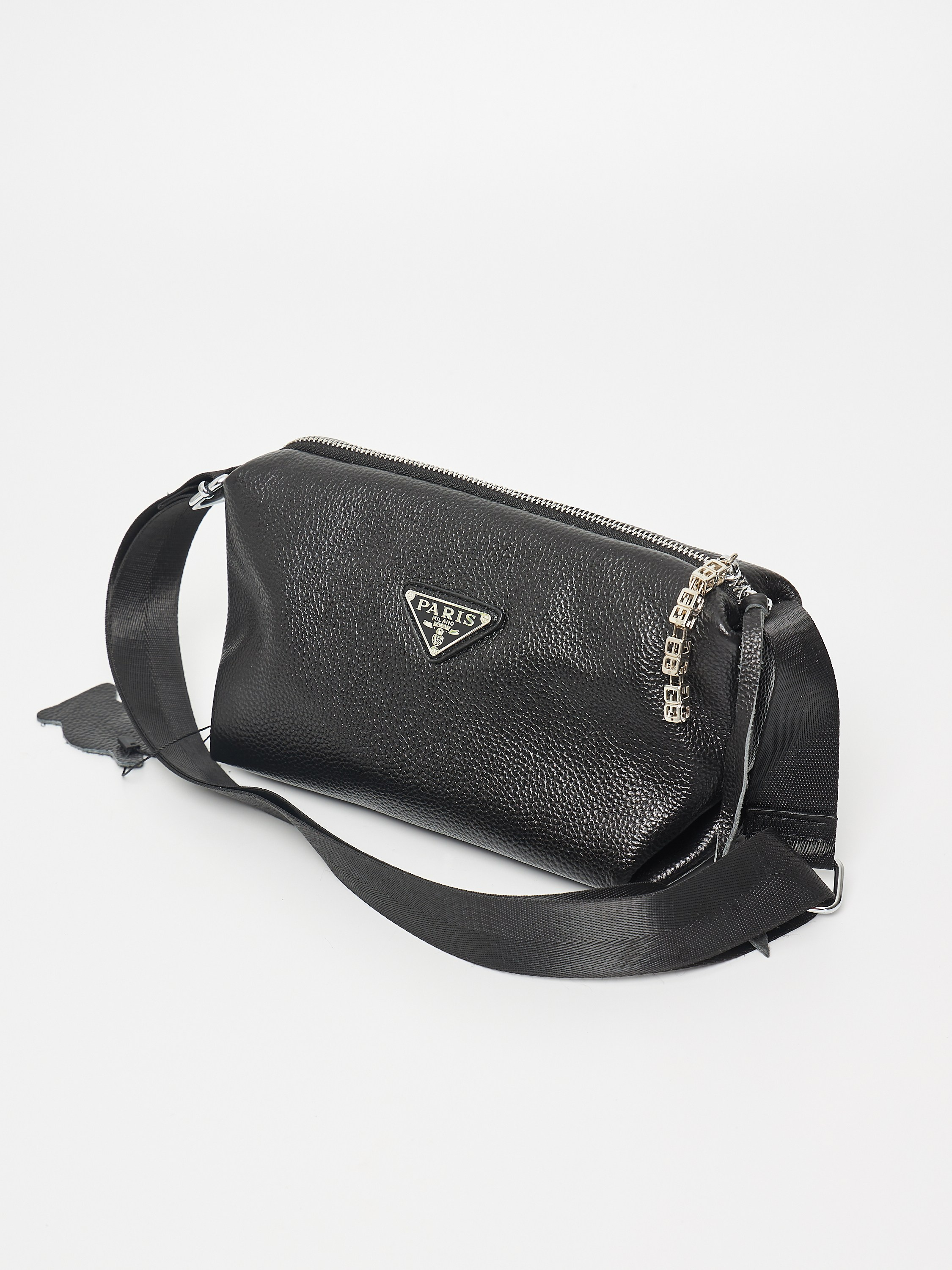 Фотосъемка сумок для маркетплейсов. Алексей Темнов — фотограф в Пятигорске