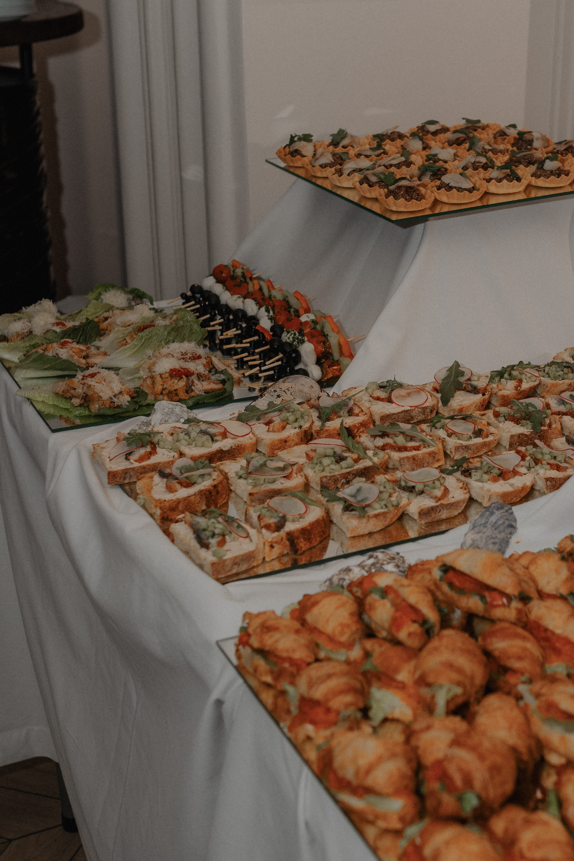 Бал-нетворкинг «Ход Королевы» от сообщества «Код Публичности» (декабрь 2025, Калининград). Женский и семейный фотограф в Калининграде Надежда Подлипинская