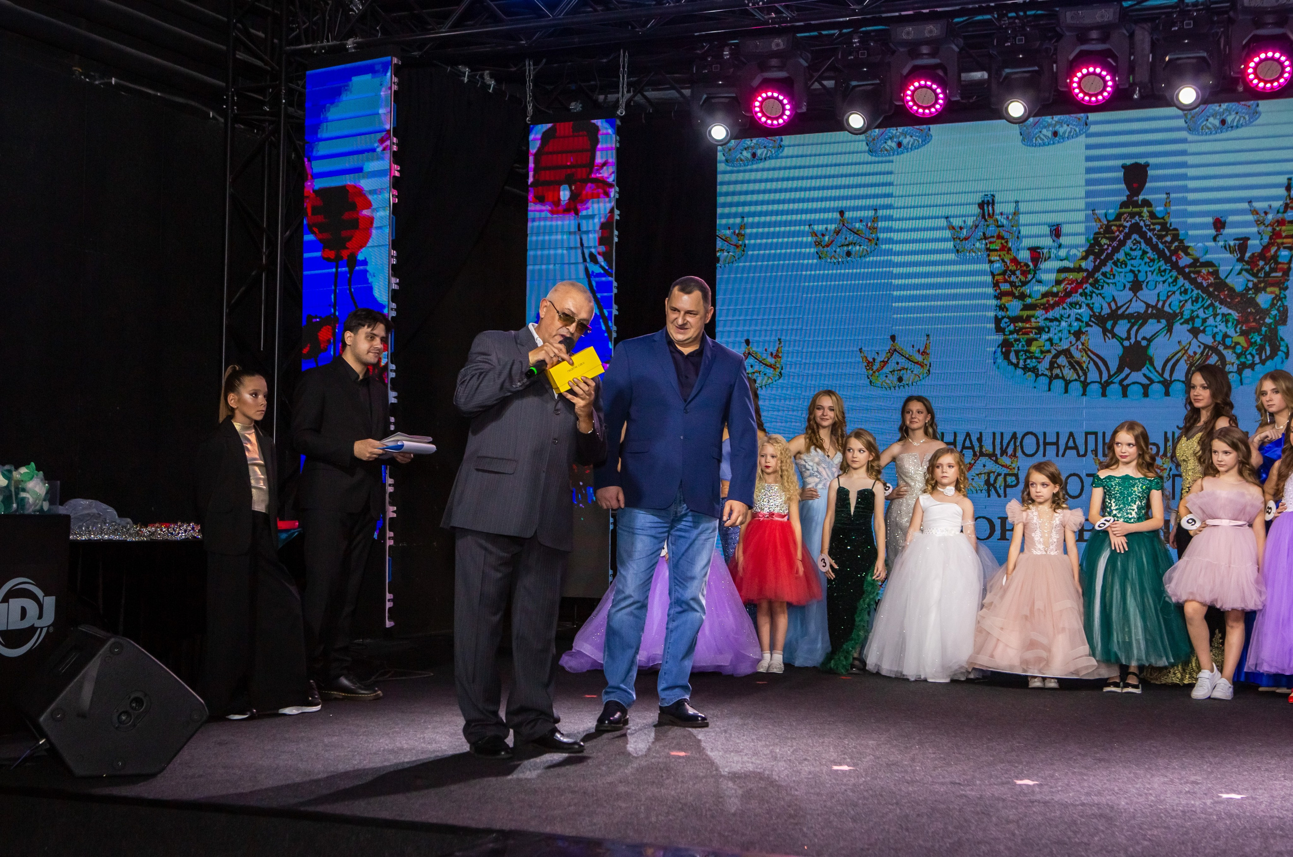 Юная королева Москвы 2024. Репортажный, семейный, свадебный, портретный фотограф