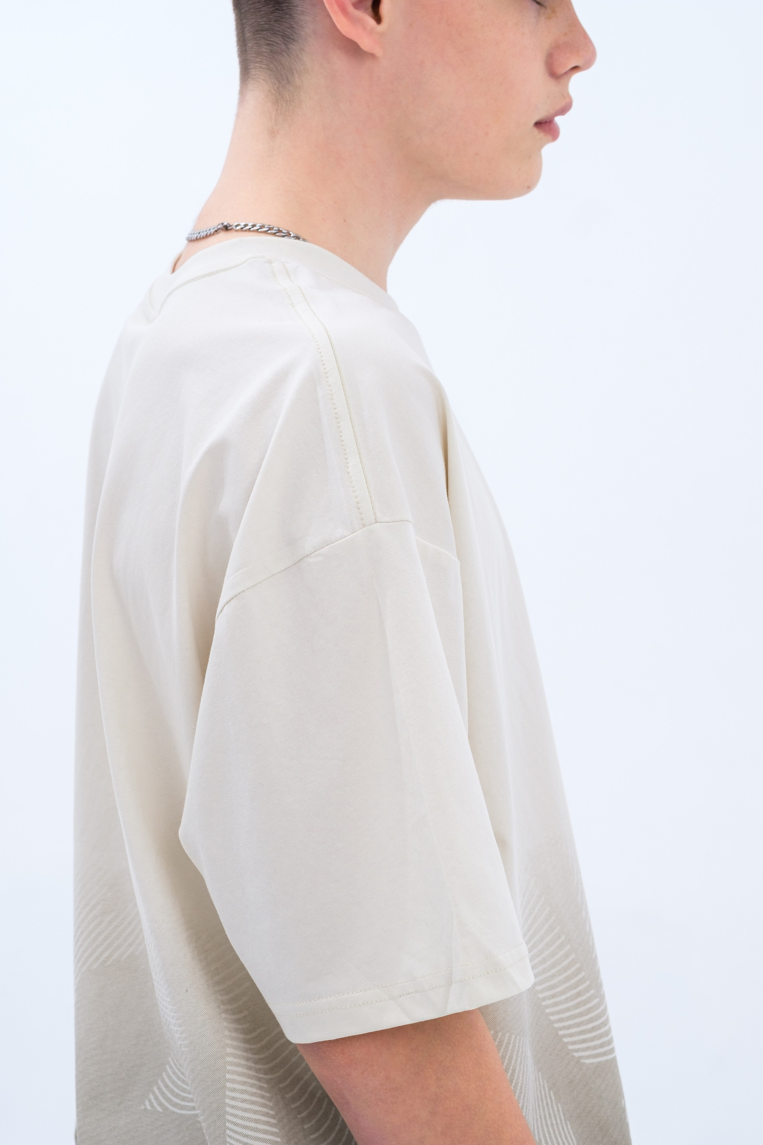 Фотосессия  одежды для маркетплейсов в СПб. Фотосессия для маркетплейсов