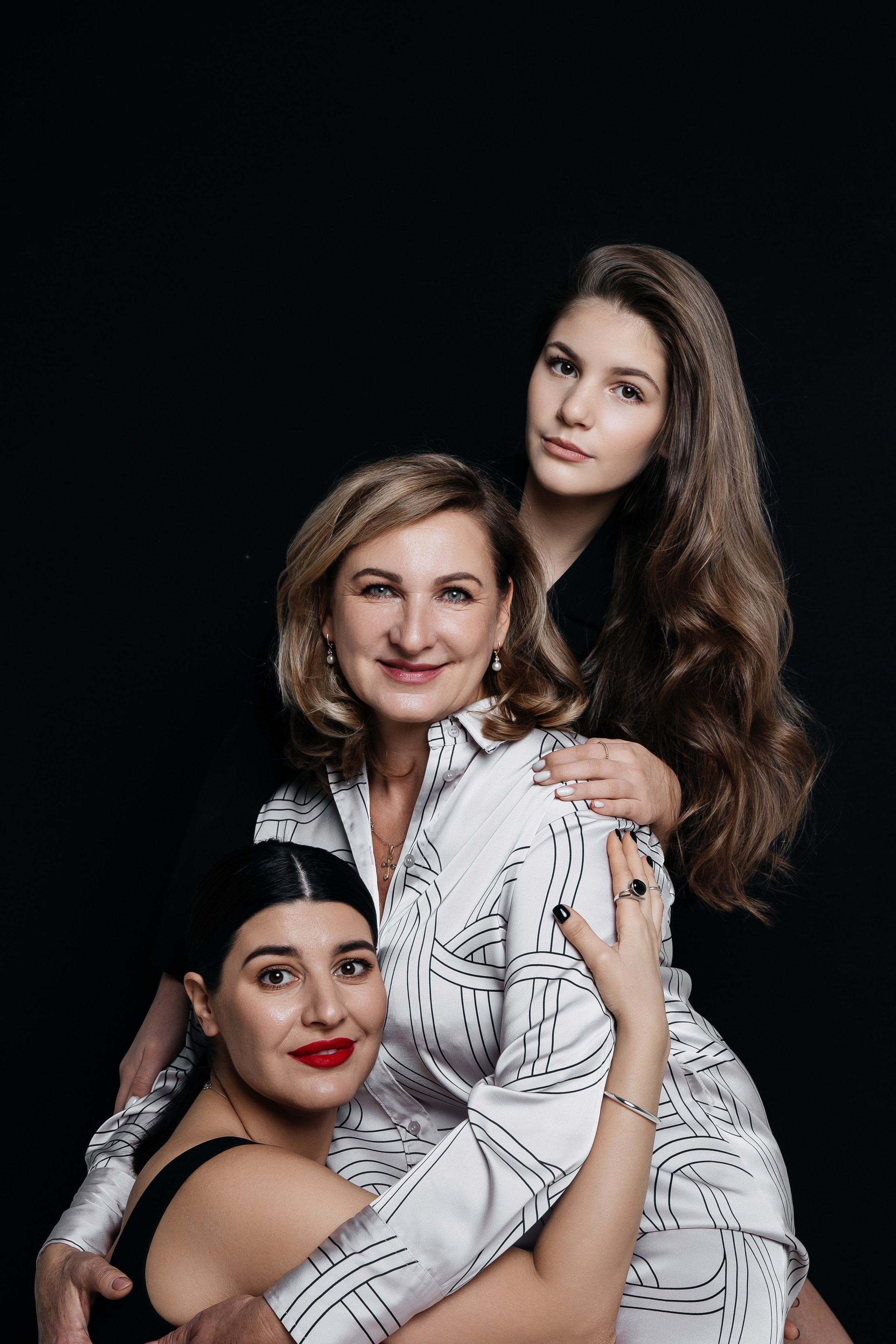 Юлия, Светлана, Александра. Фотограф Денис Лесковский (Тюмень)