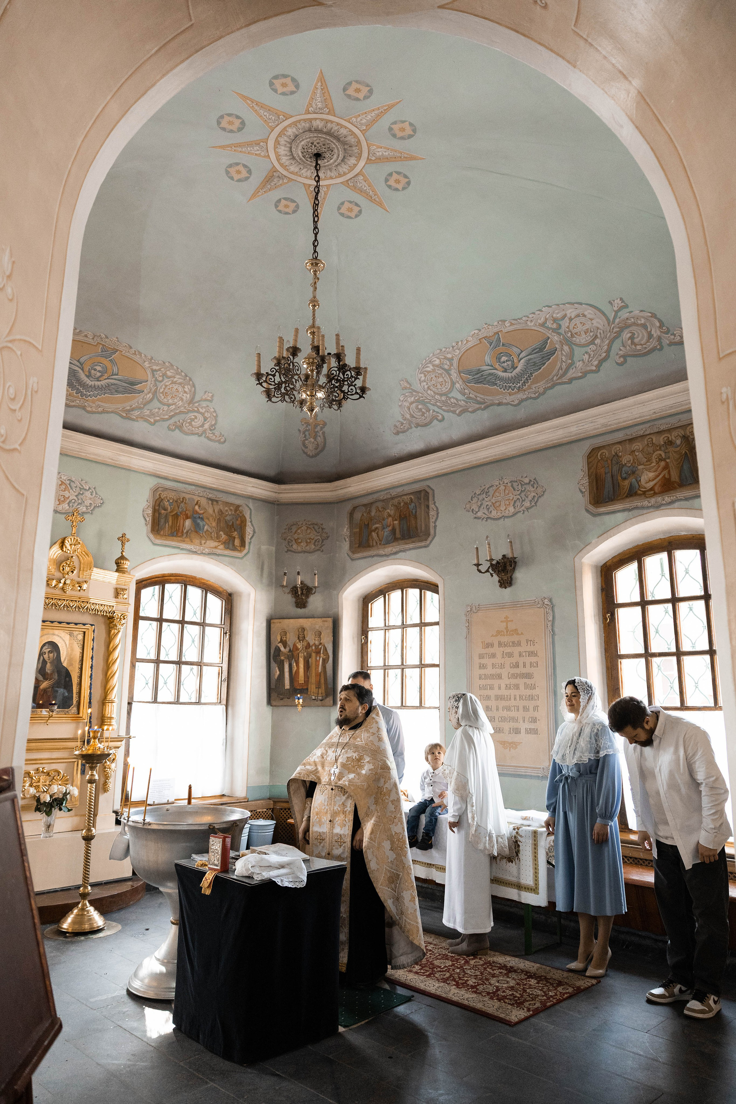 Крещение Даниила. Фотограф Крещение, Выписка москва