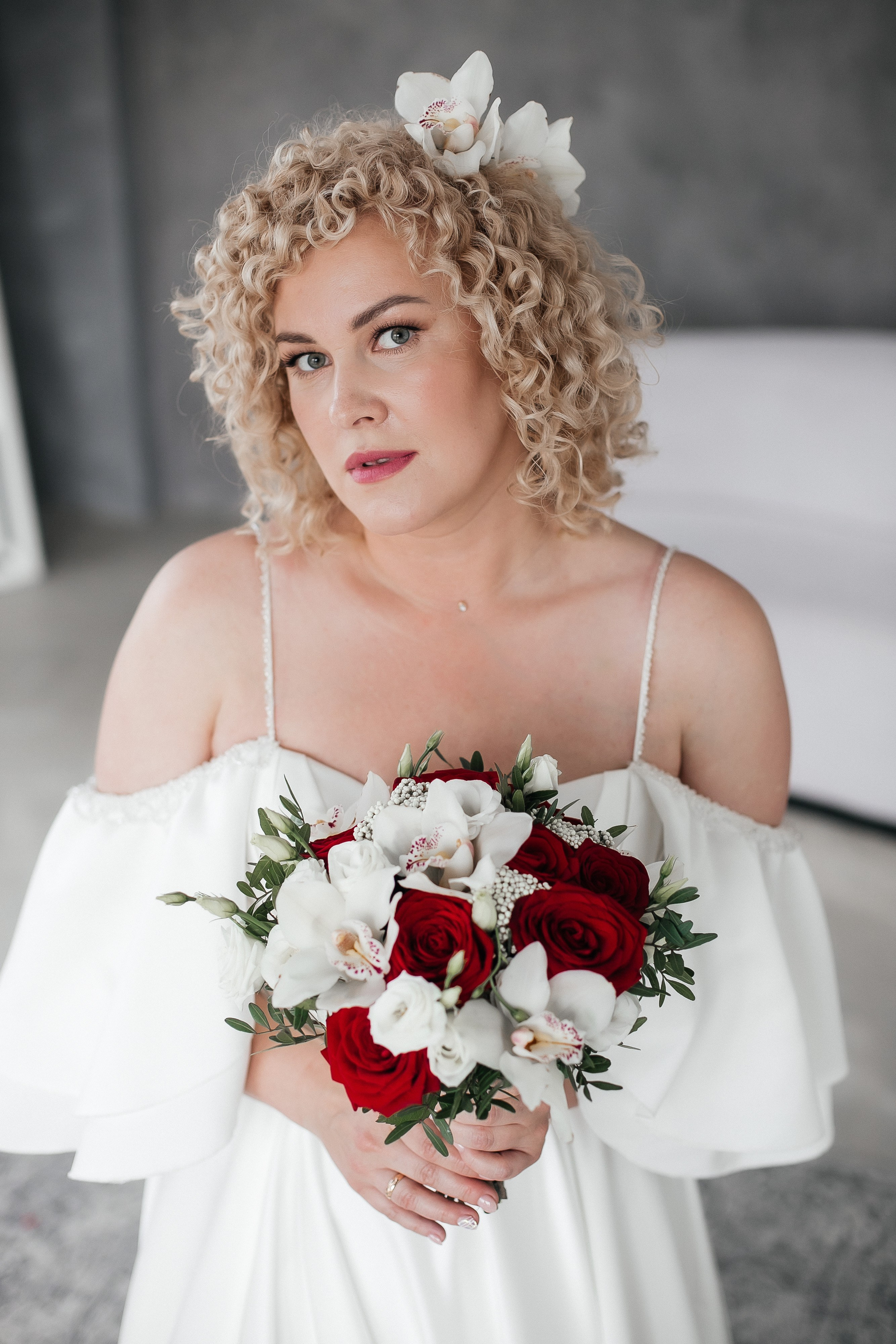 Кудряшки, лето, парк, пижо. Креативный и женский Фотограф Омске Наталья Лебедева