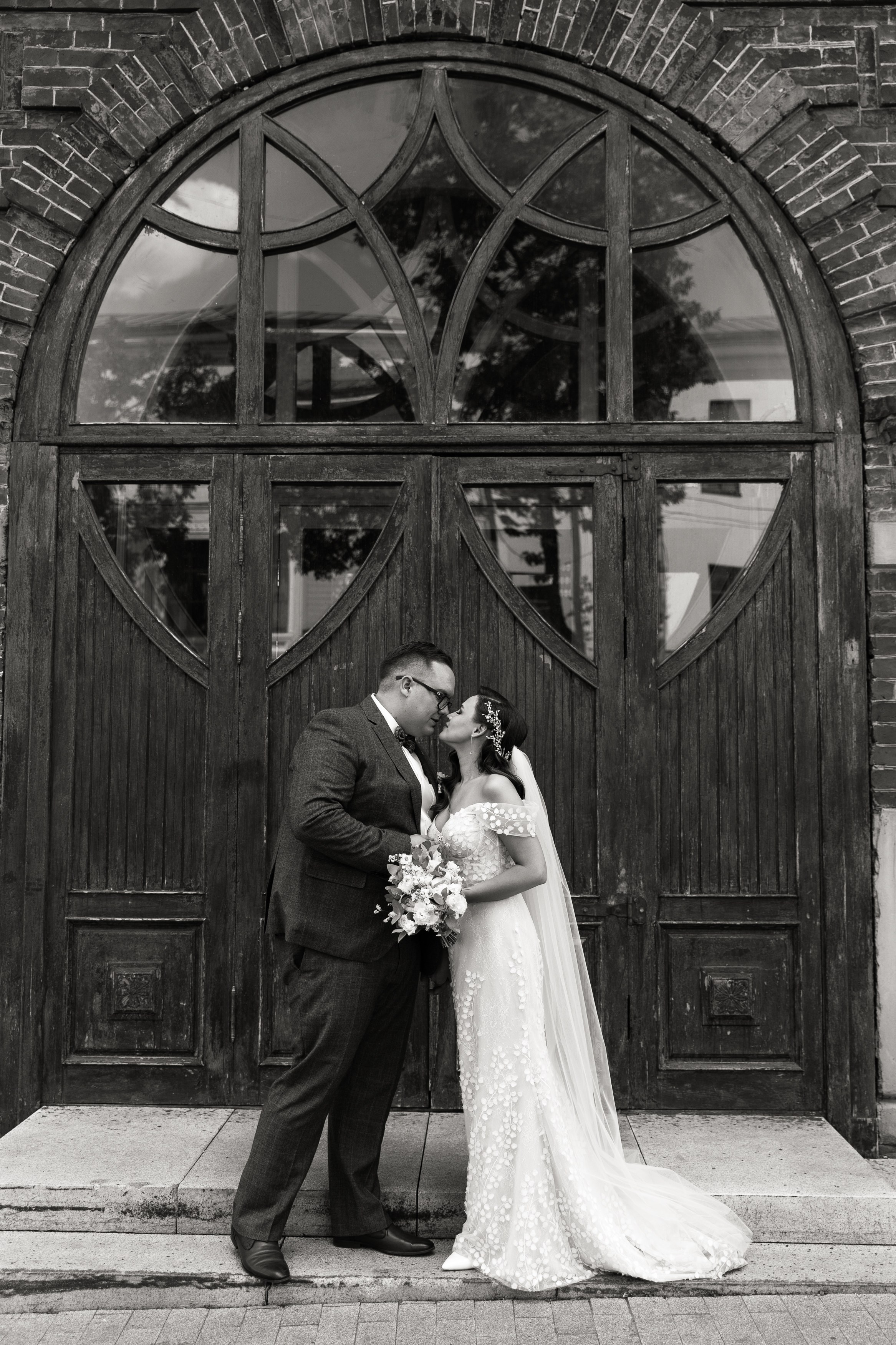 Свадебный фотограф Уфа — Руслан ГабдлисламовЖивые эмоции, красивые кадры, воспоминания на всю жизнь.Работаю по всей Республике Башкортоста. Свадебный фотограф Уфа Руслан Габдлисламов