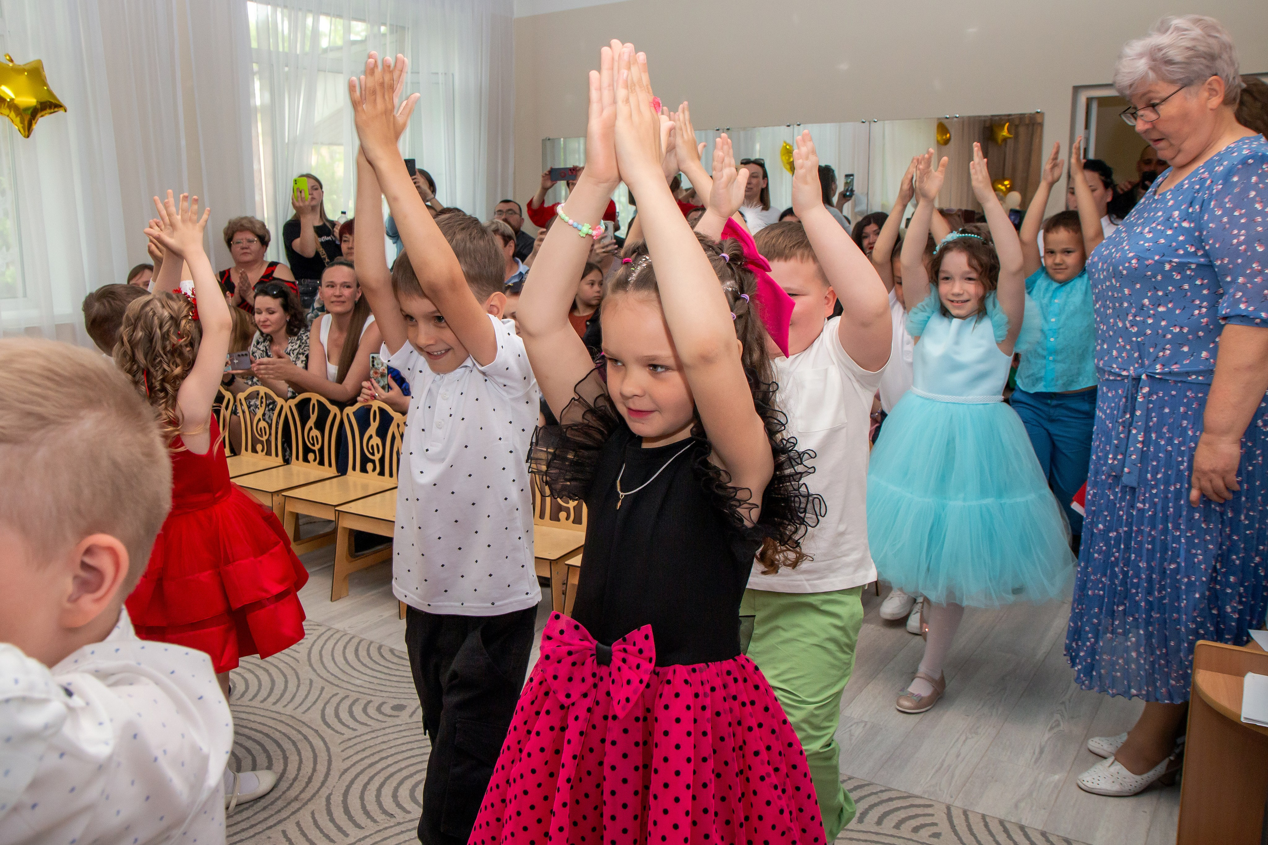 Впускной вечер в ДС «Солнышко» — 2025 г. Фотограф в Шелехове, лучшие выпускные альбомы в Шелехове